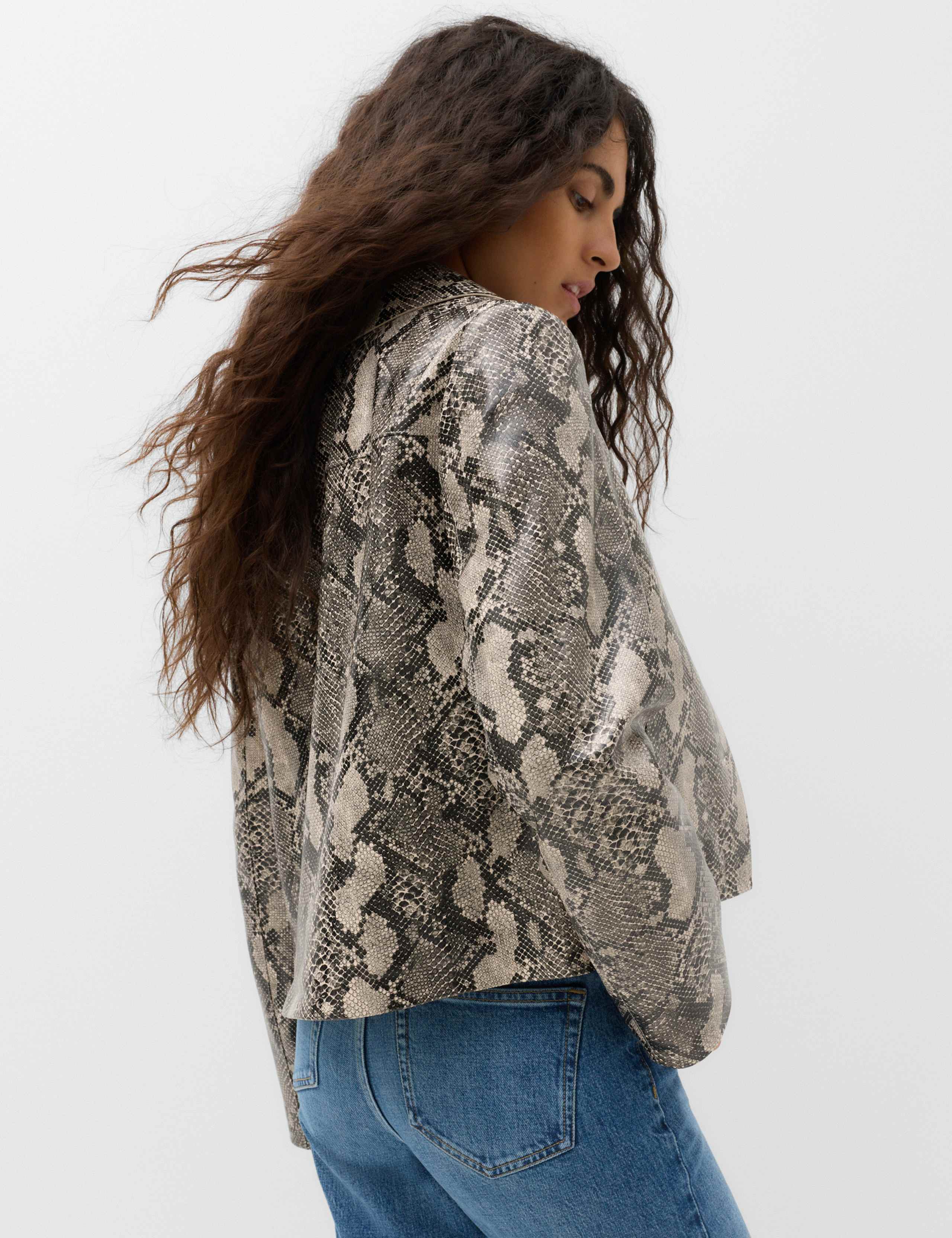 Snakeskin Print Clean Edge Short Jacket 5 of 6
