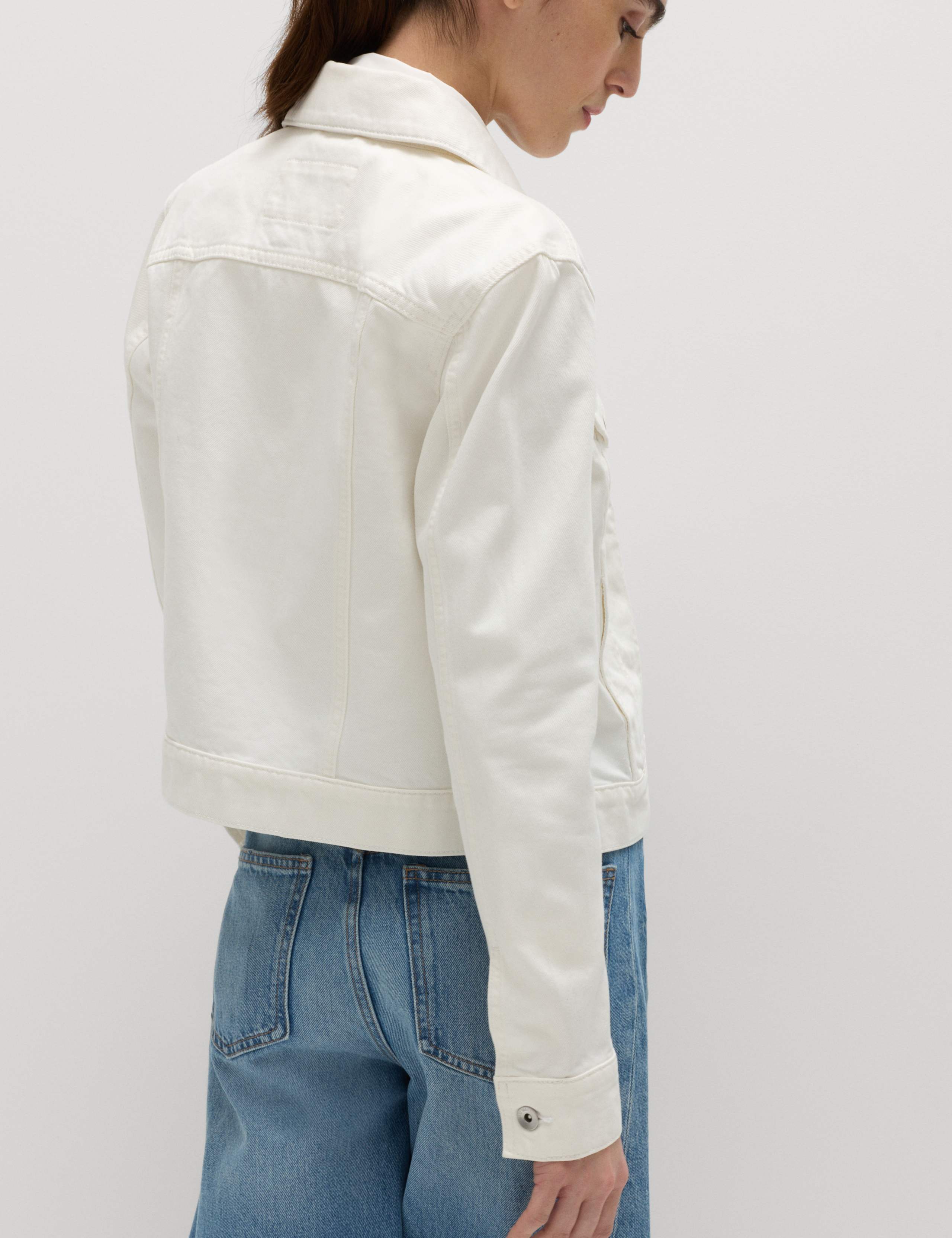 Denim Collared Short Trucker Jacket 3 of 6