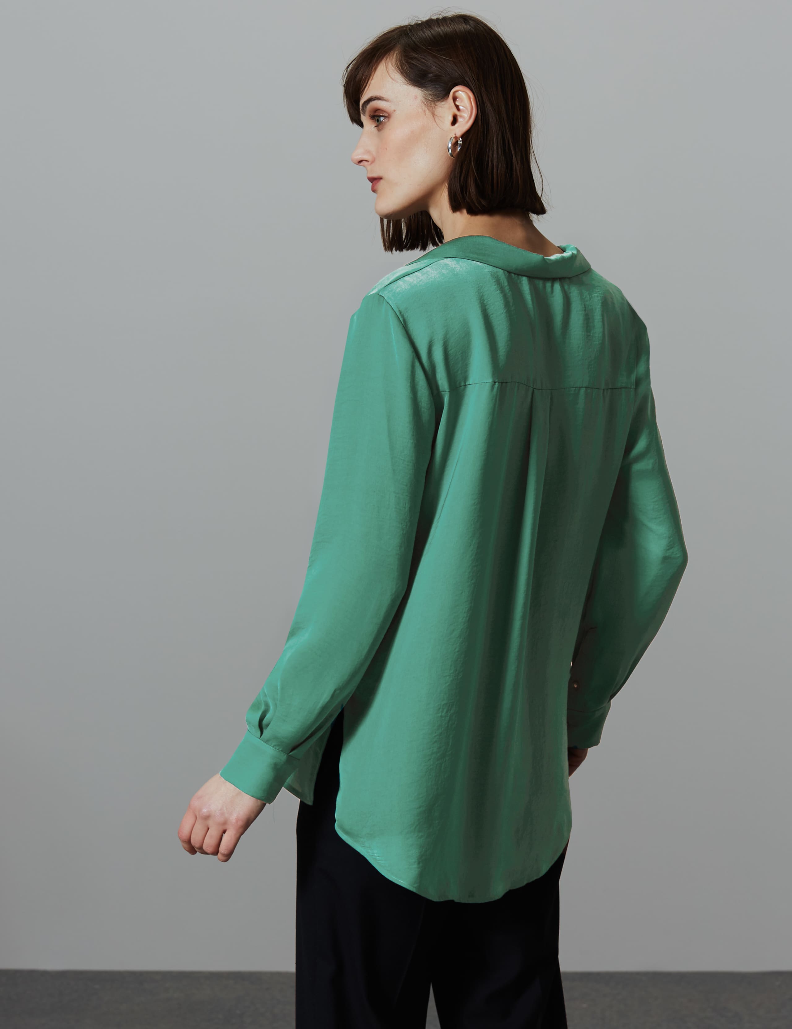 Button Detailed Shirt 4 of 4