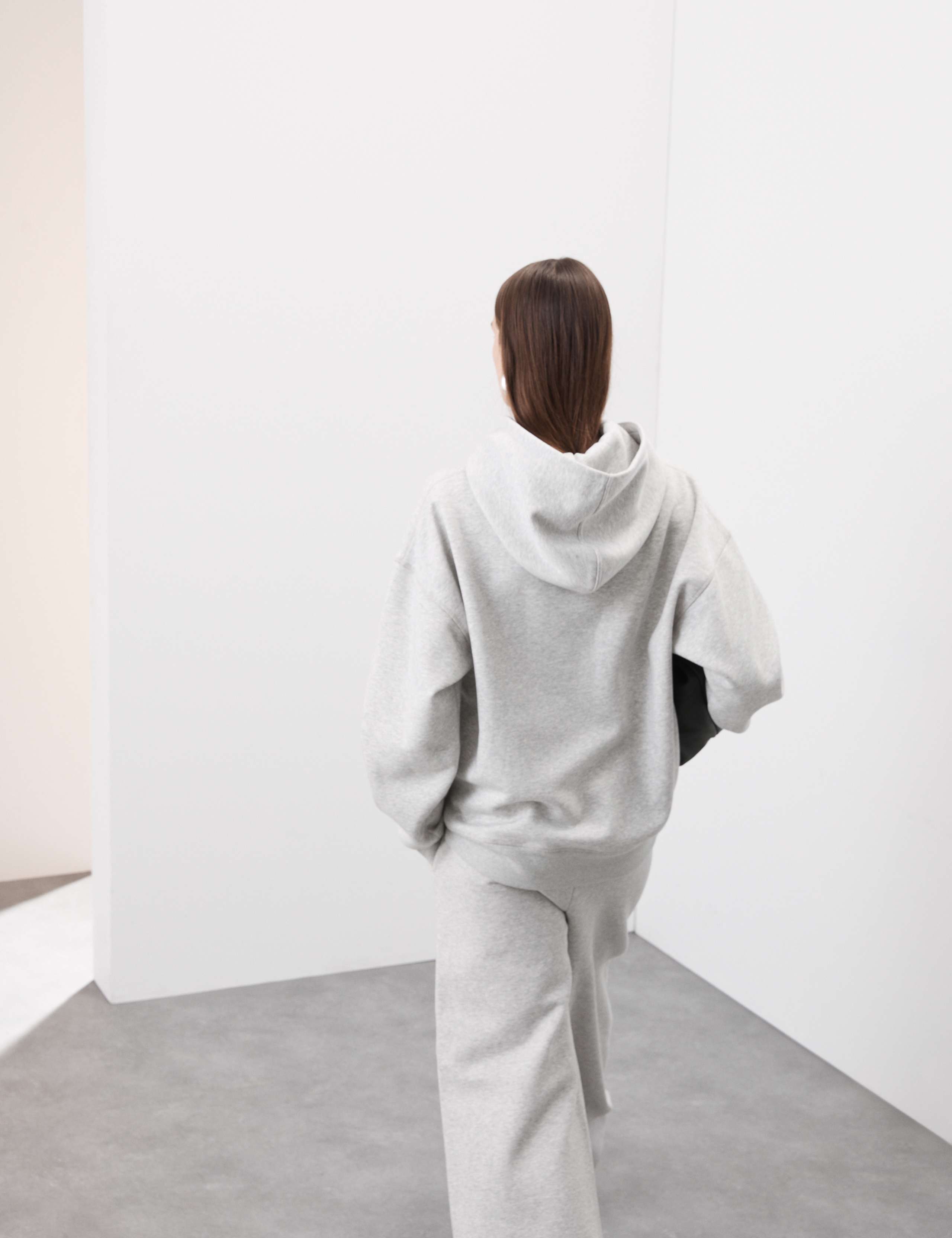 Cotton Blend Relaxed Hoodie 4 of 6
