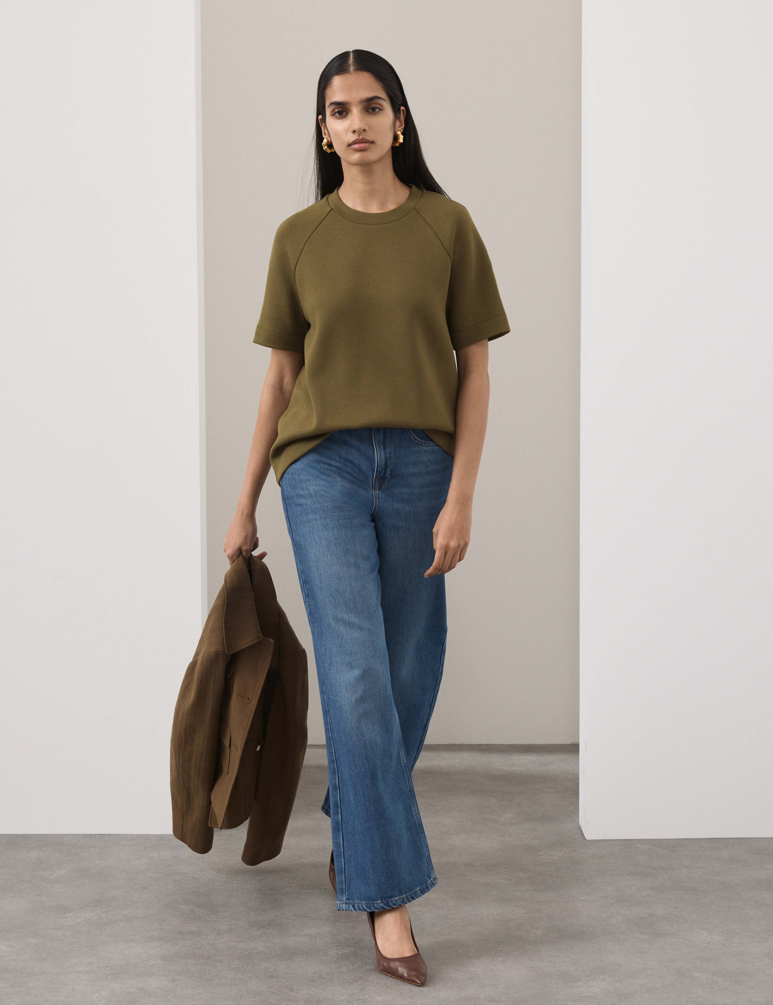 Regular Fit Scuba T-Shirt 1 of 5