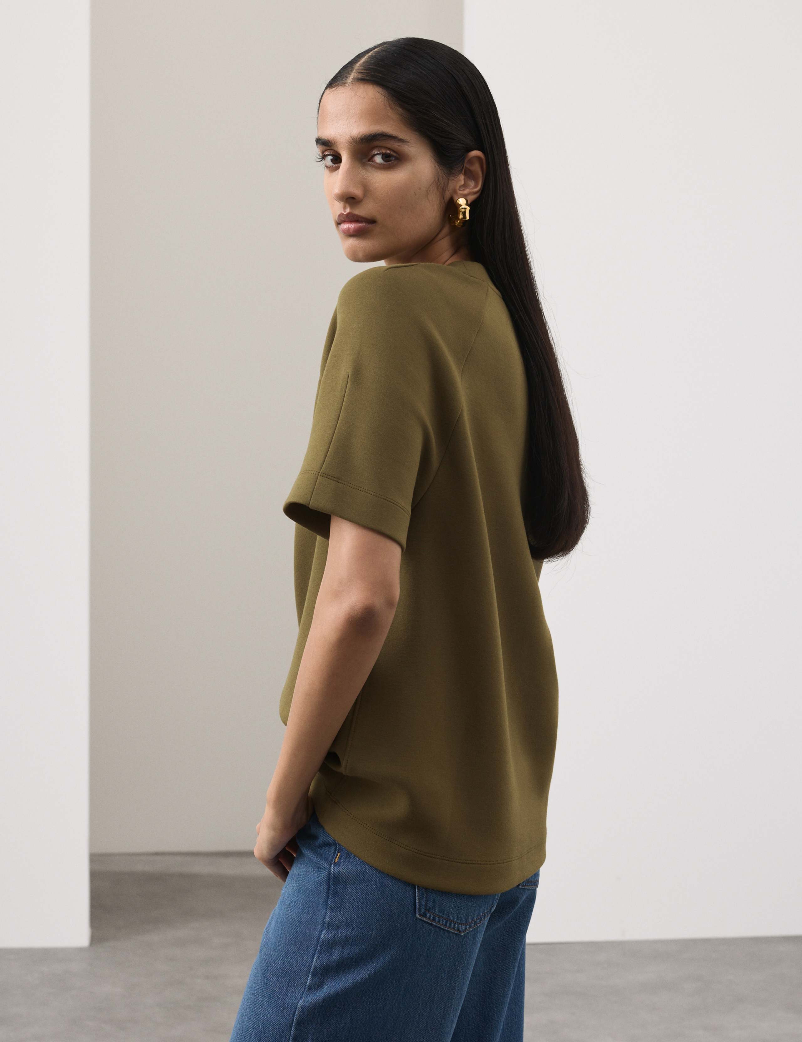 Regular Fit Scuba T-Shirt 3 of 5