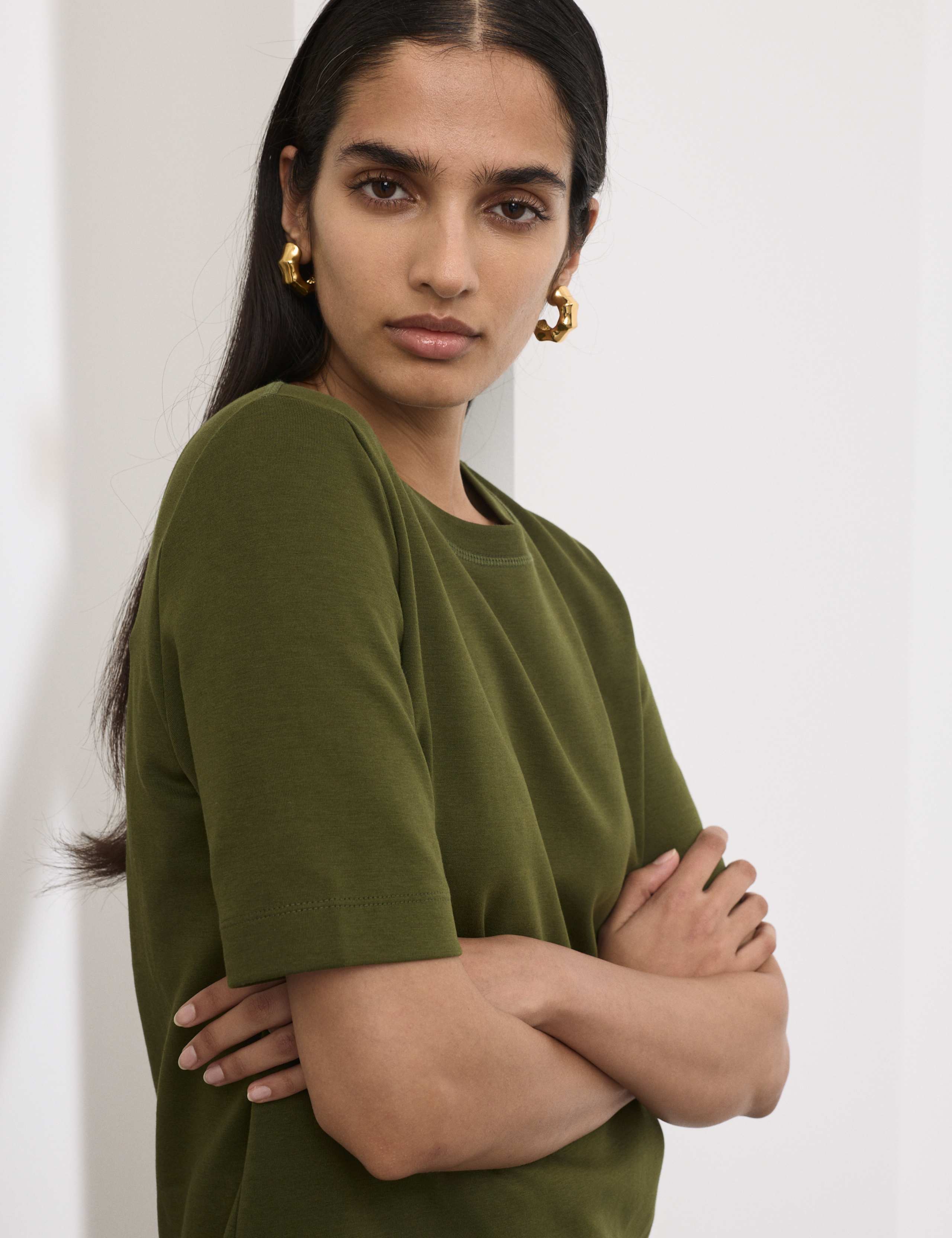 Cotton Rich Premium T-Shirt 4 of 6