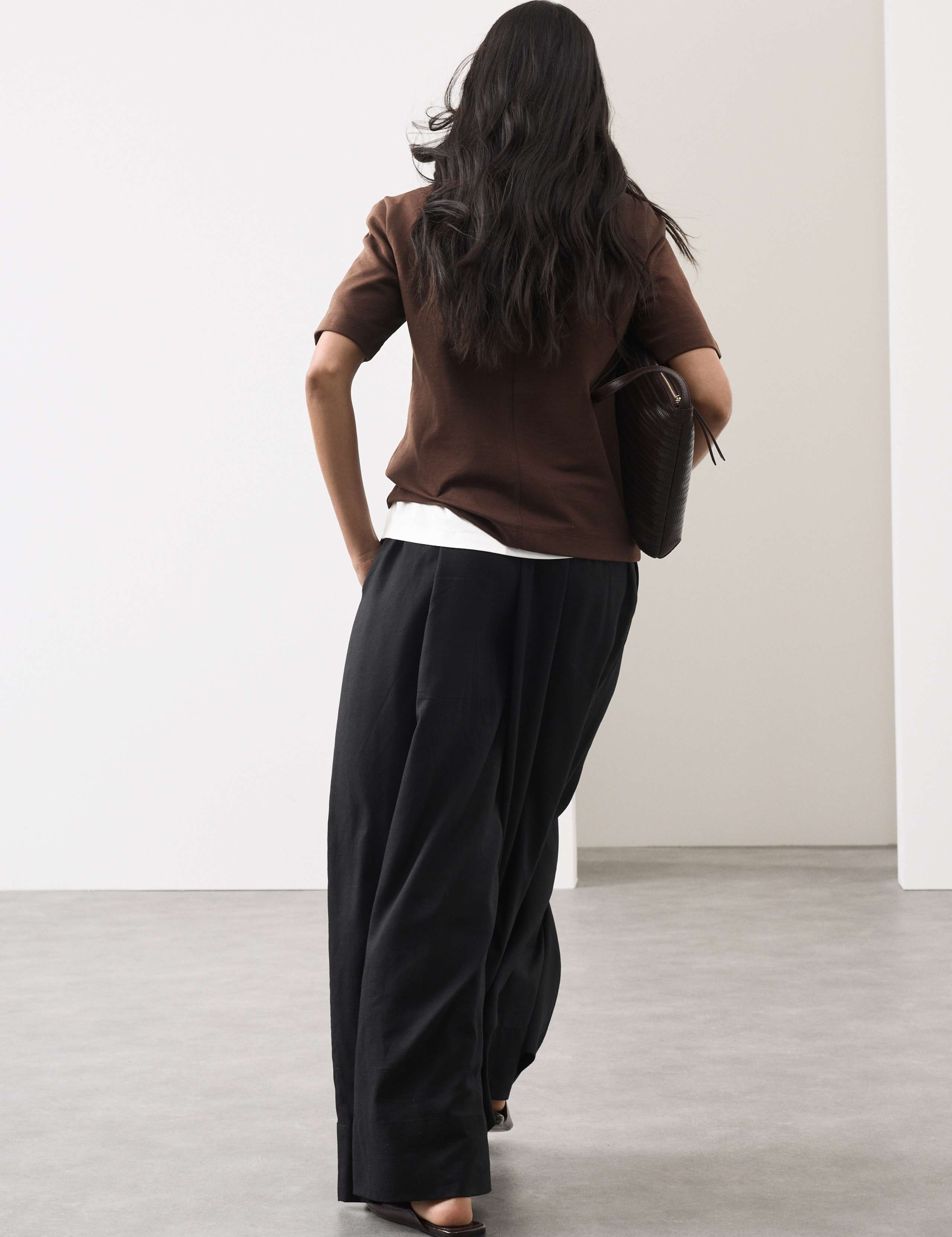 Cotton Rich Premium T-Shirt 4 of 6