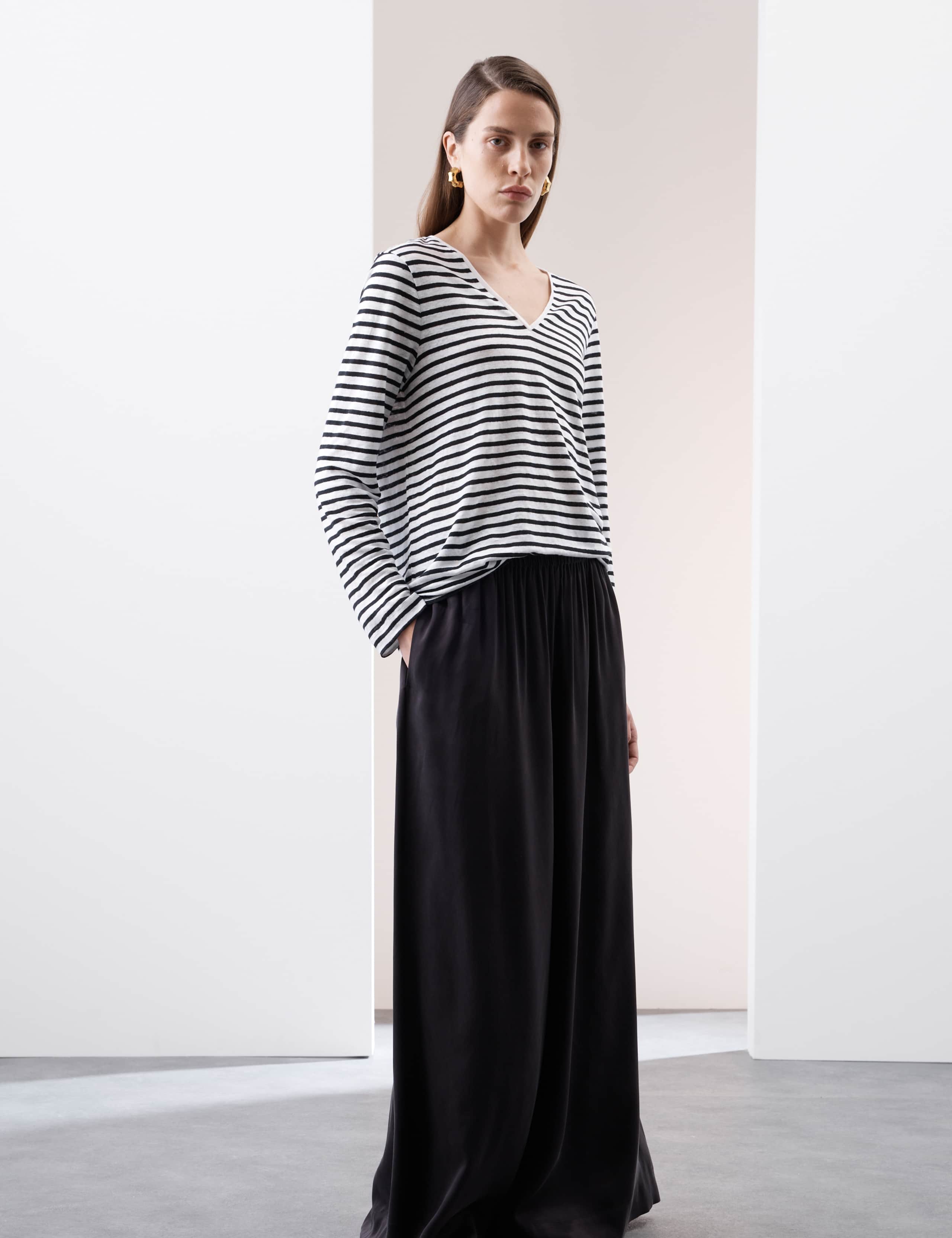 Pure Linen Striped V-Neck Top 6 of 6