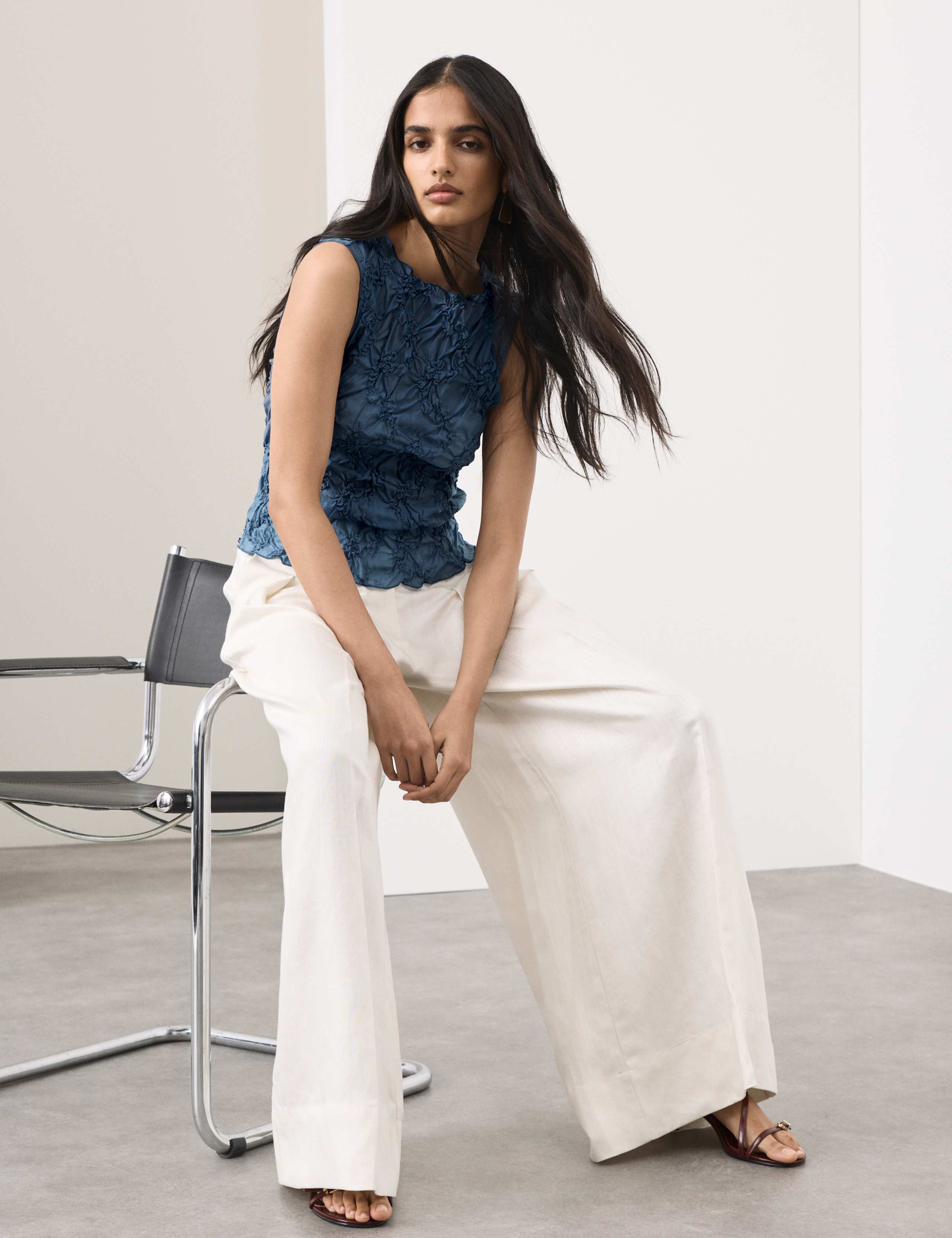 Lyocell Rich Textured Vest Top 6 of 6