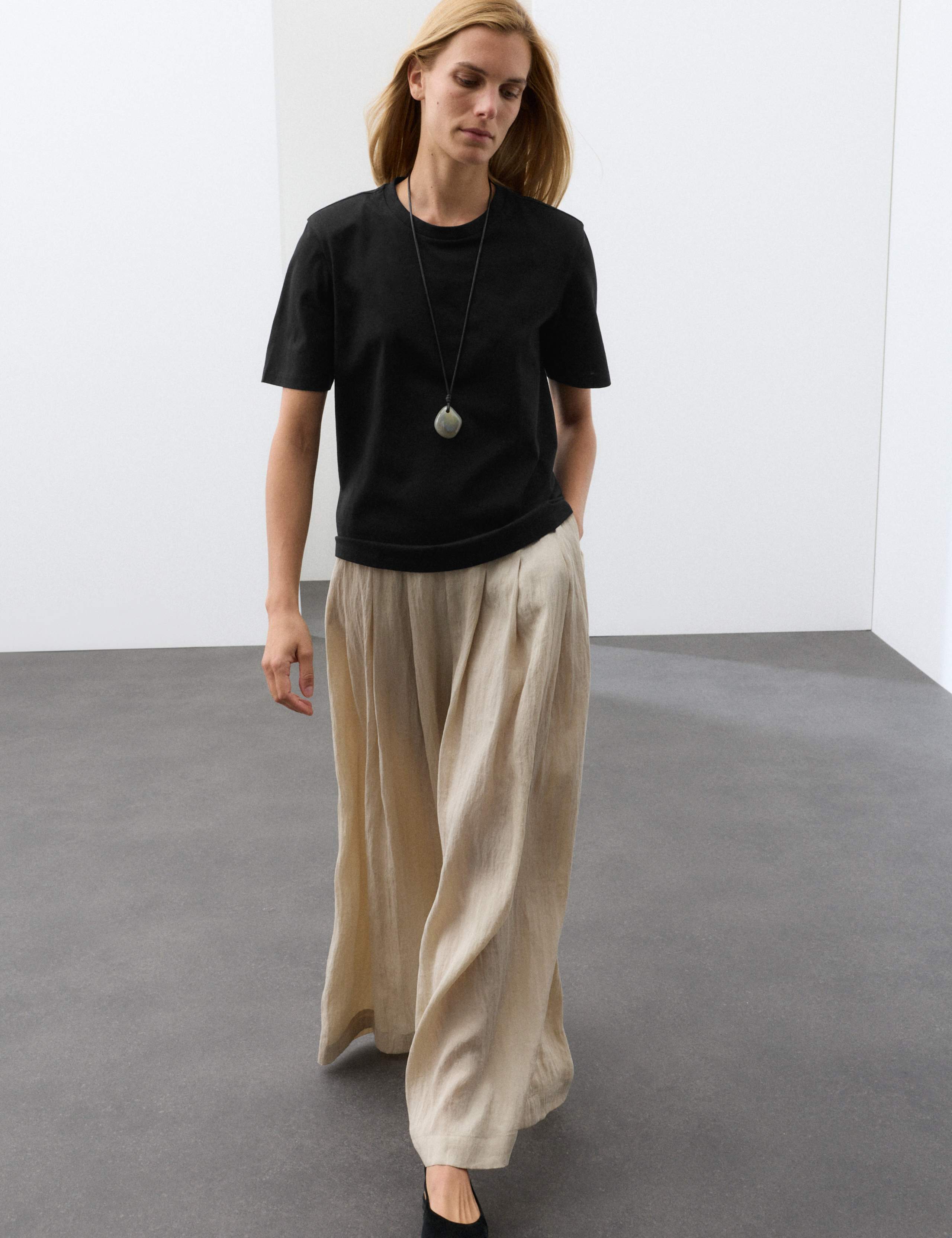 Pure Cotton Padded Shoulder T-Shirt 1 of 5