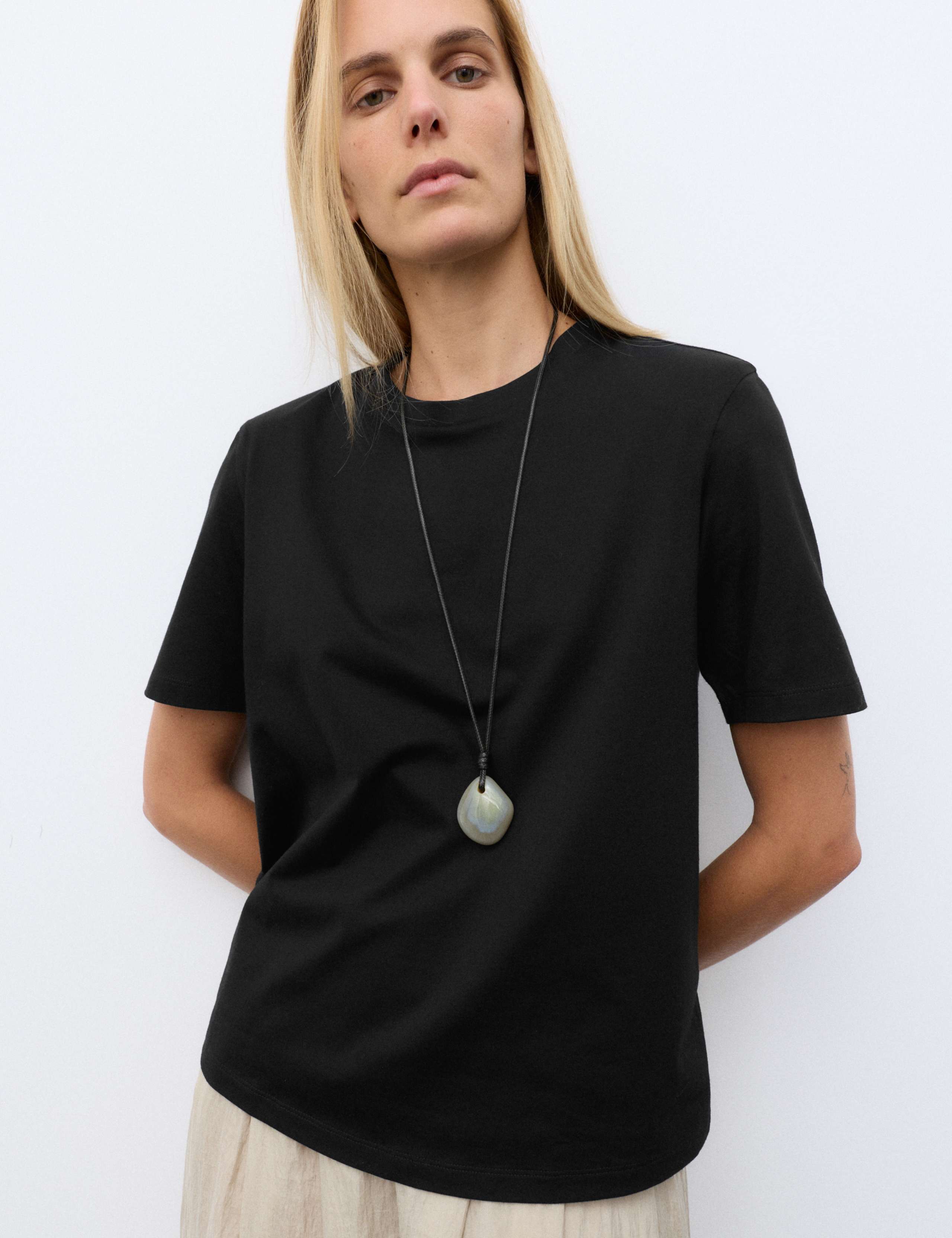 Pure Cotton Padded Shoulder T-Shirt 4 of 5