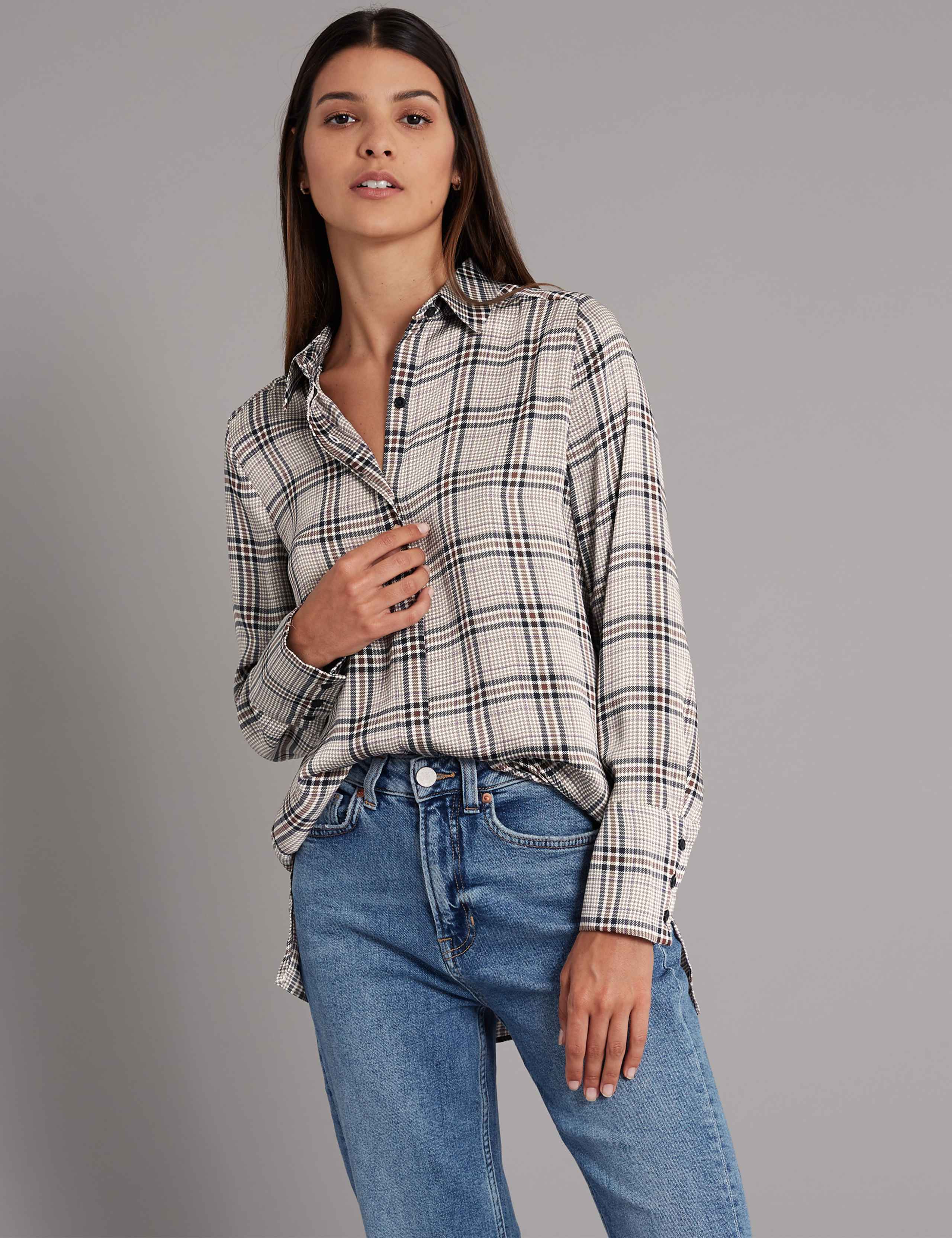 Pure Irish Linen Blouse 3 of 5