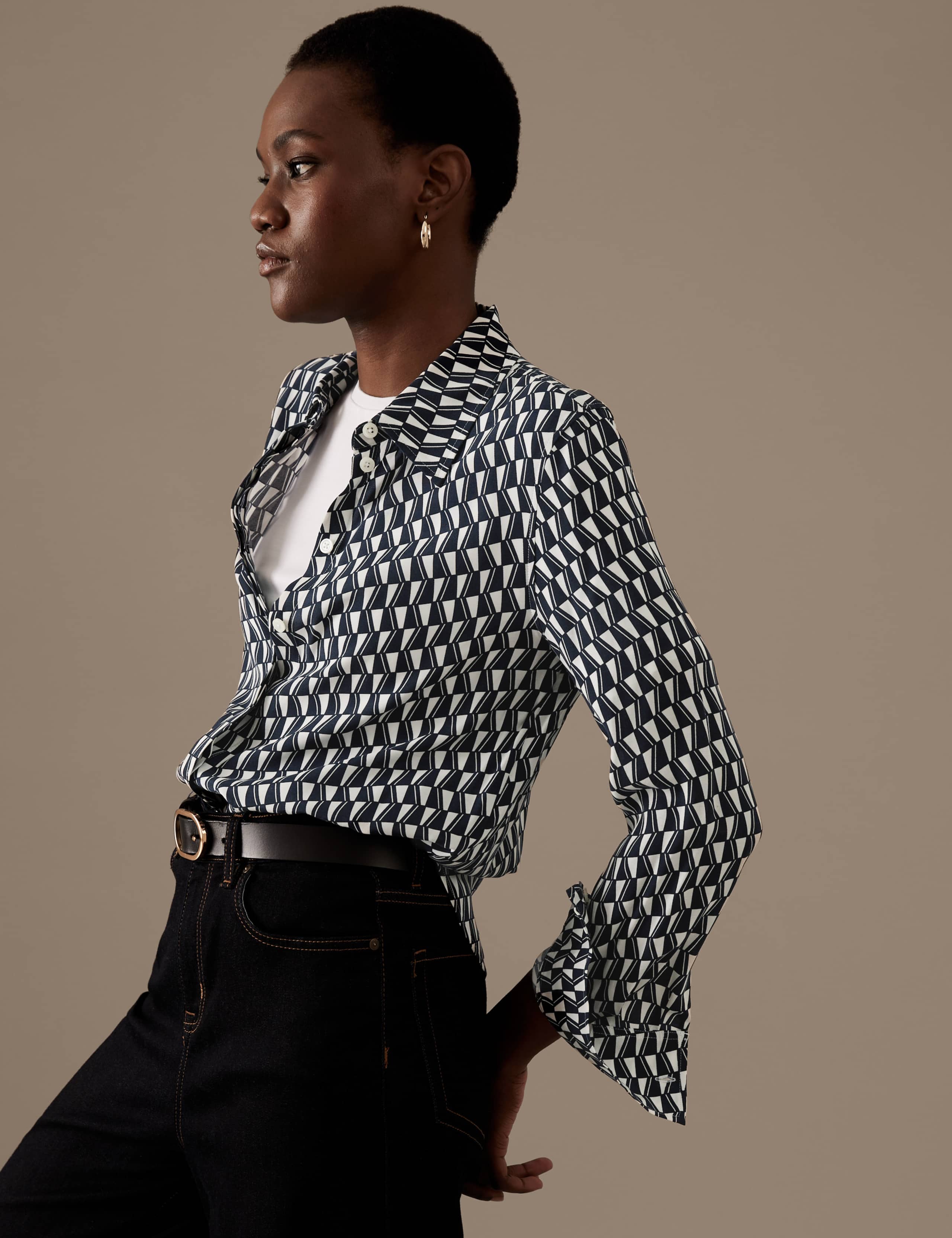 Cupro Rich Printed Shirt 5 of 6