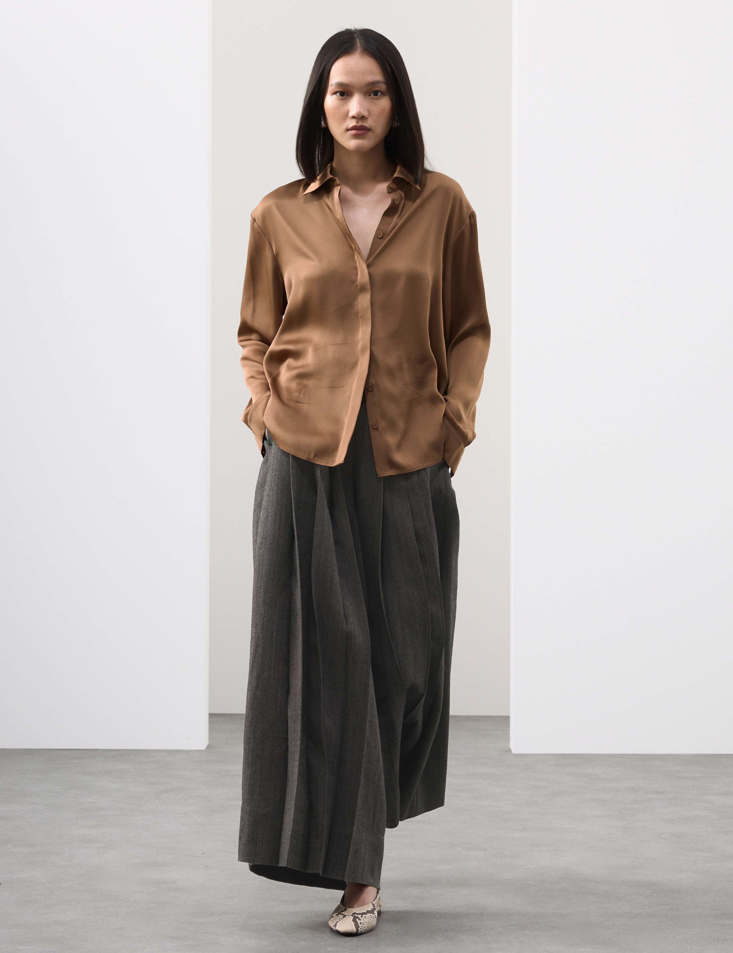 Modal Blend Satin Collared Relaxed Shirt 3 of 6