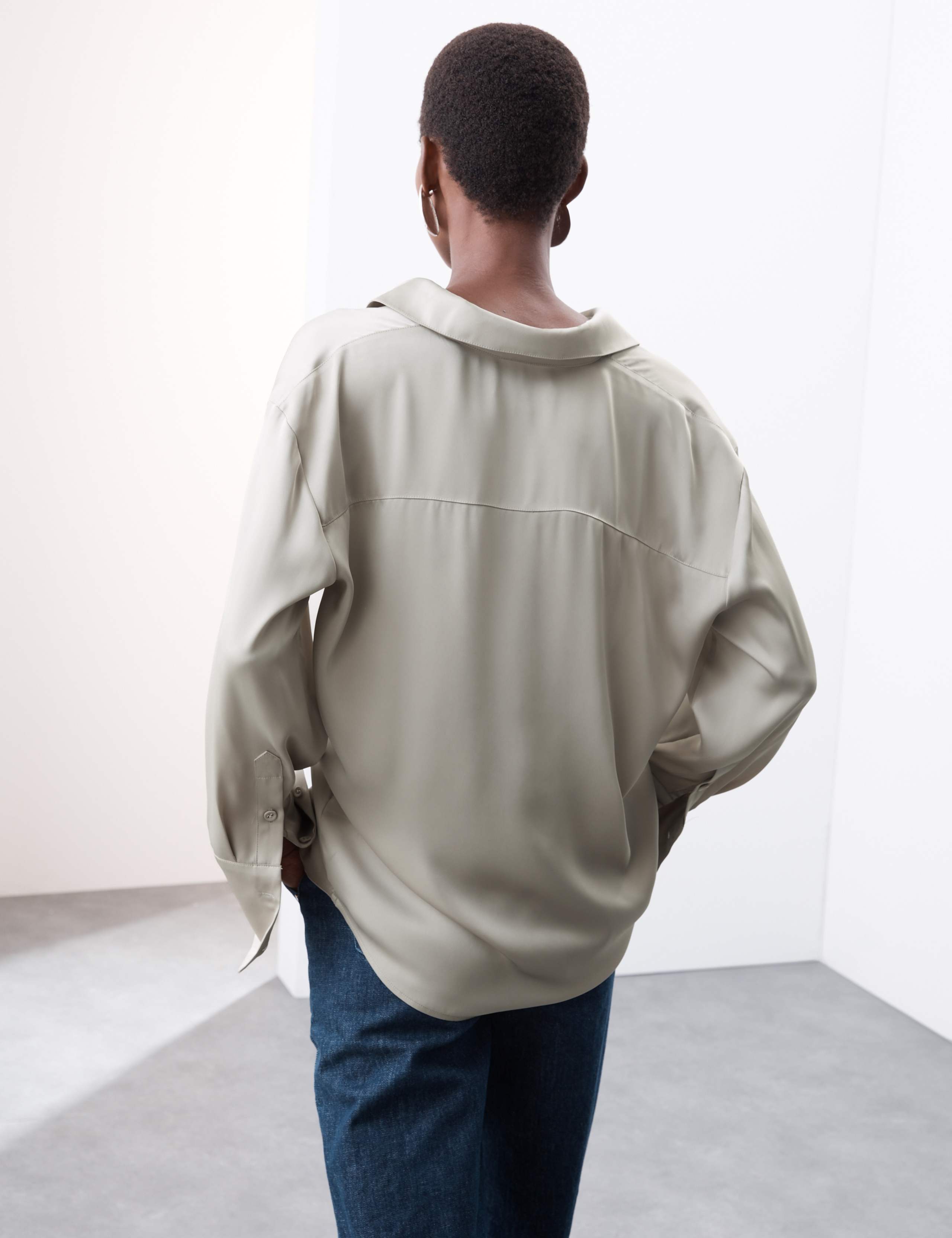Satin Collared Relaxed Shirt 3 of 7