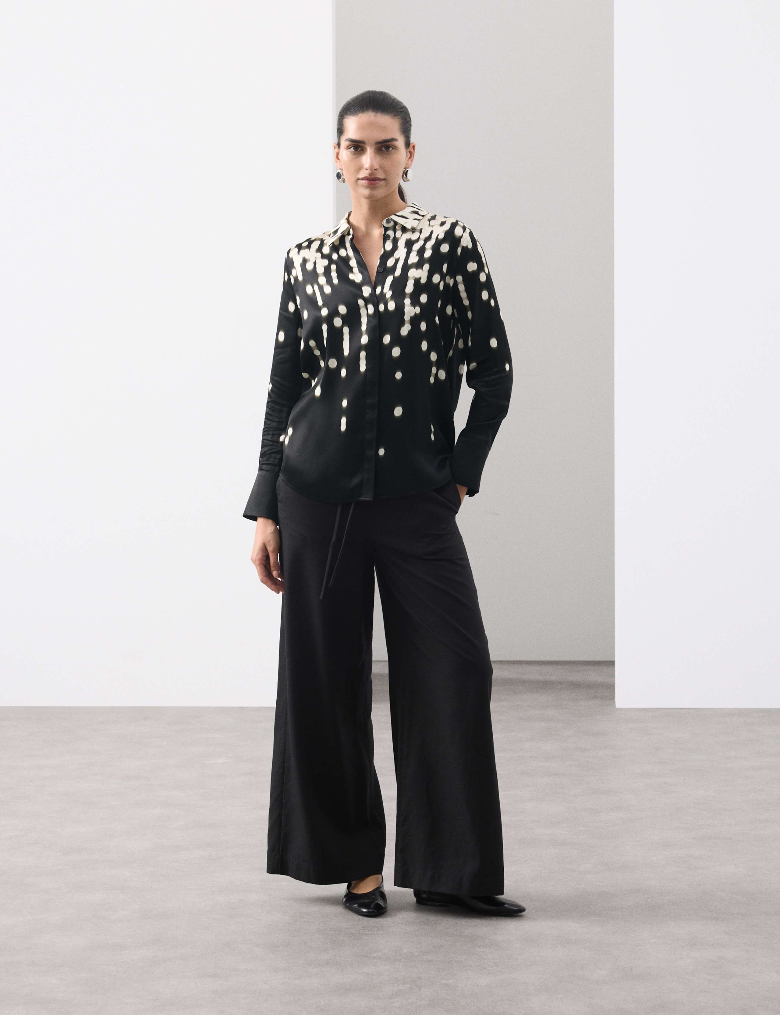 Cupro Rich Spot Print Relaxed Shirt 3 of 6