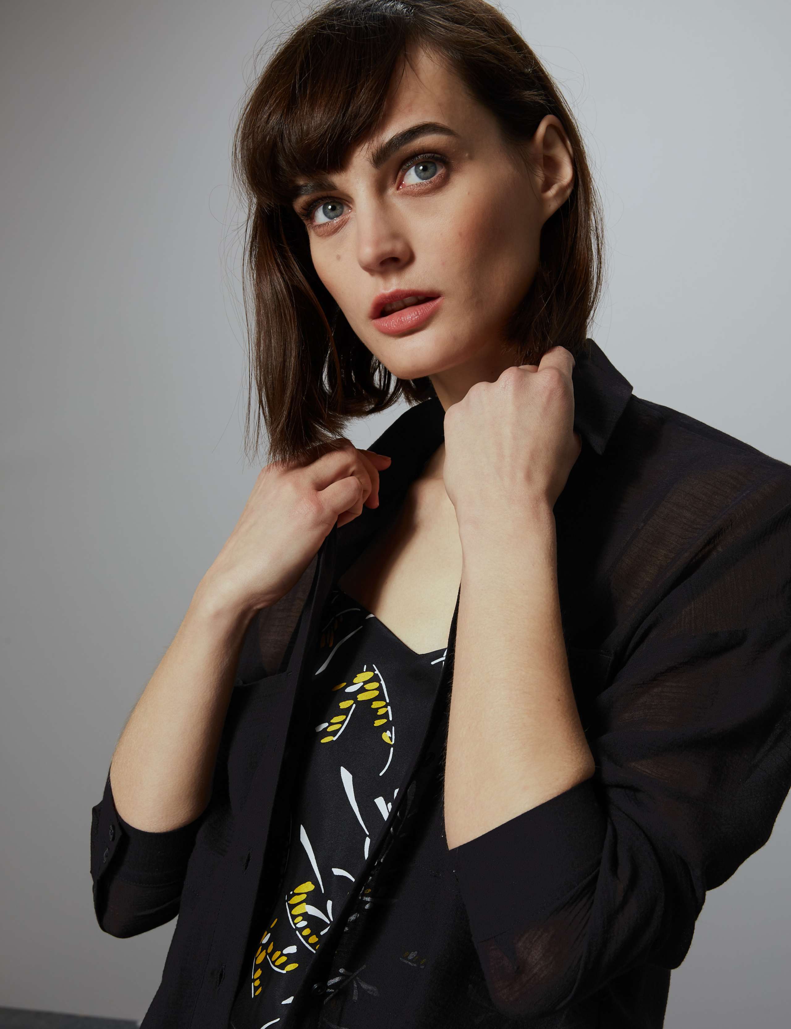 Sheer Oversized Button Detailed Shirt 3 of 4