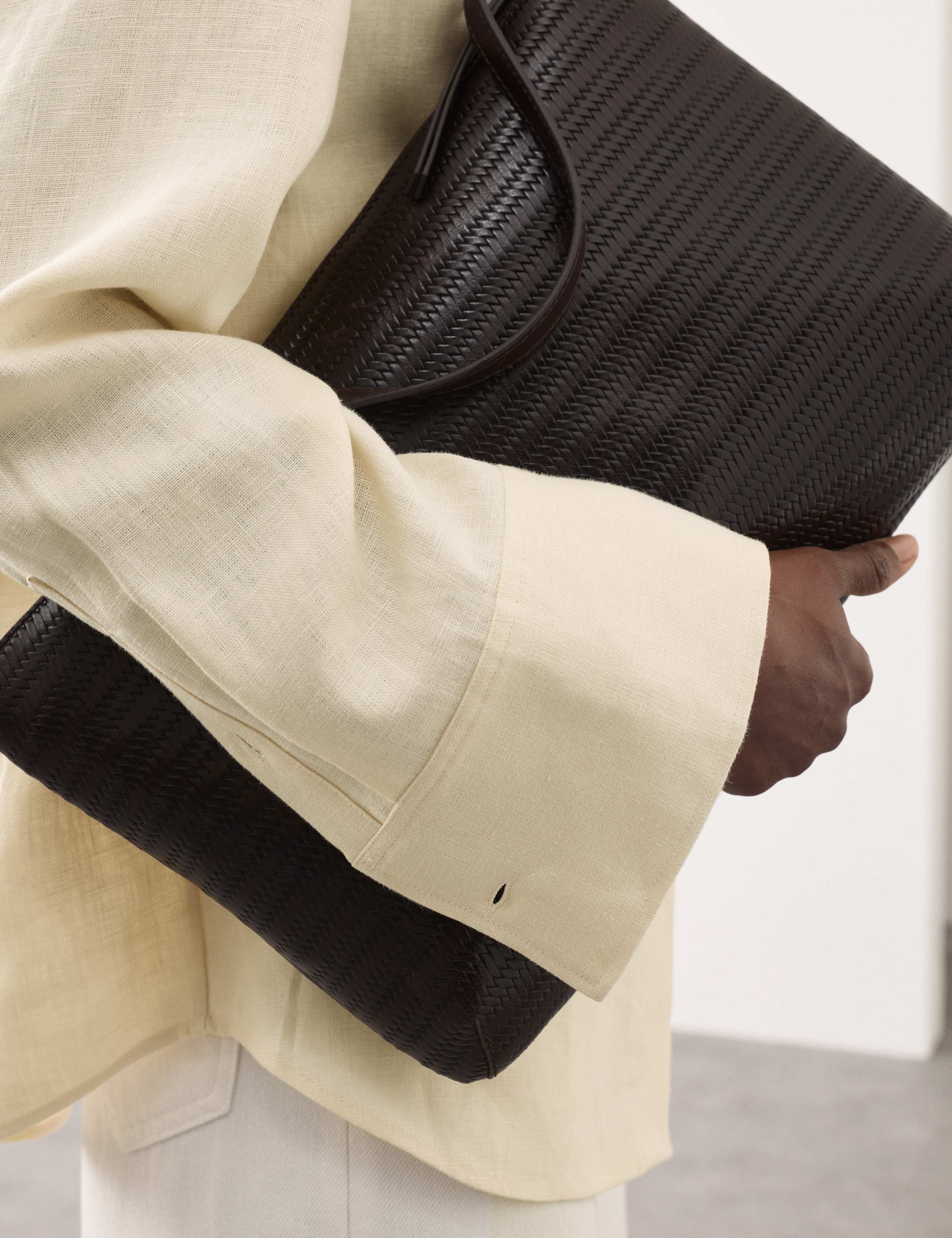 Pure Linen Contrast Button Shirt 4 of 7