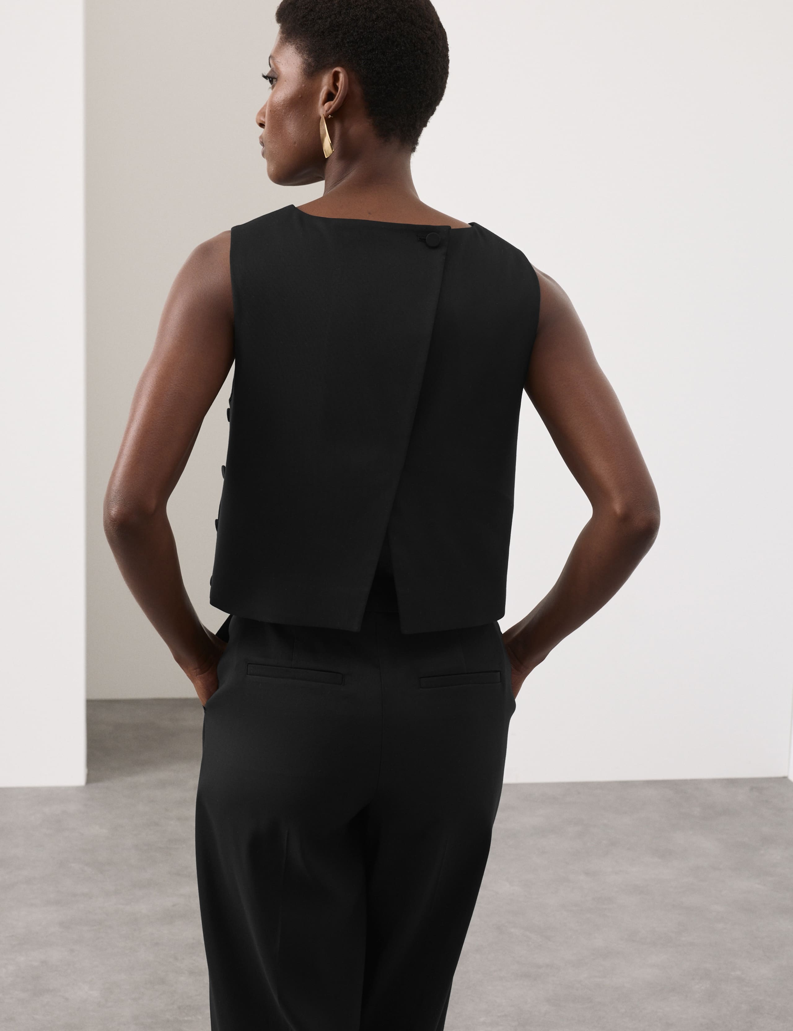 Lyocell Rich Tailored Shell Top 4 of 7