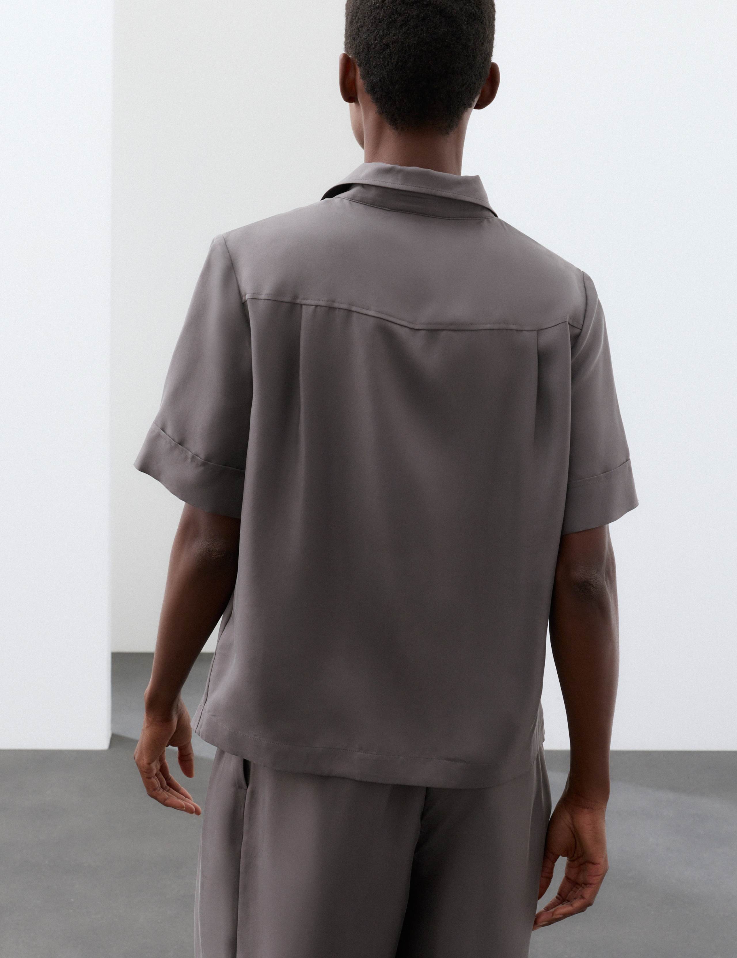 Pure Silk Collared Utility Shirt 3 of 7