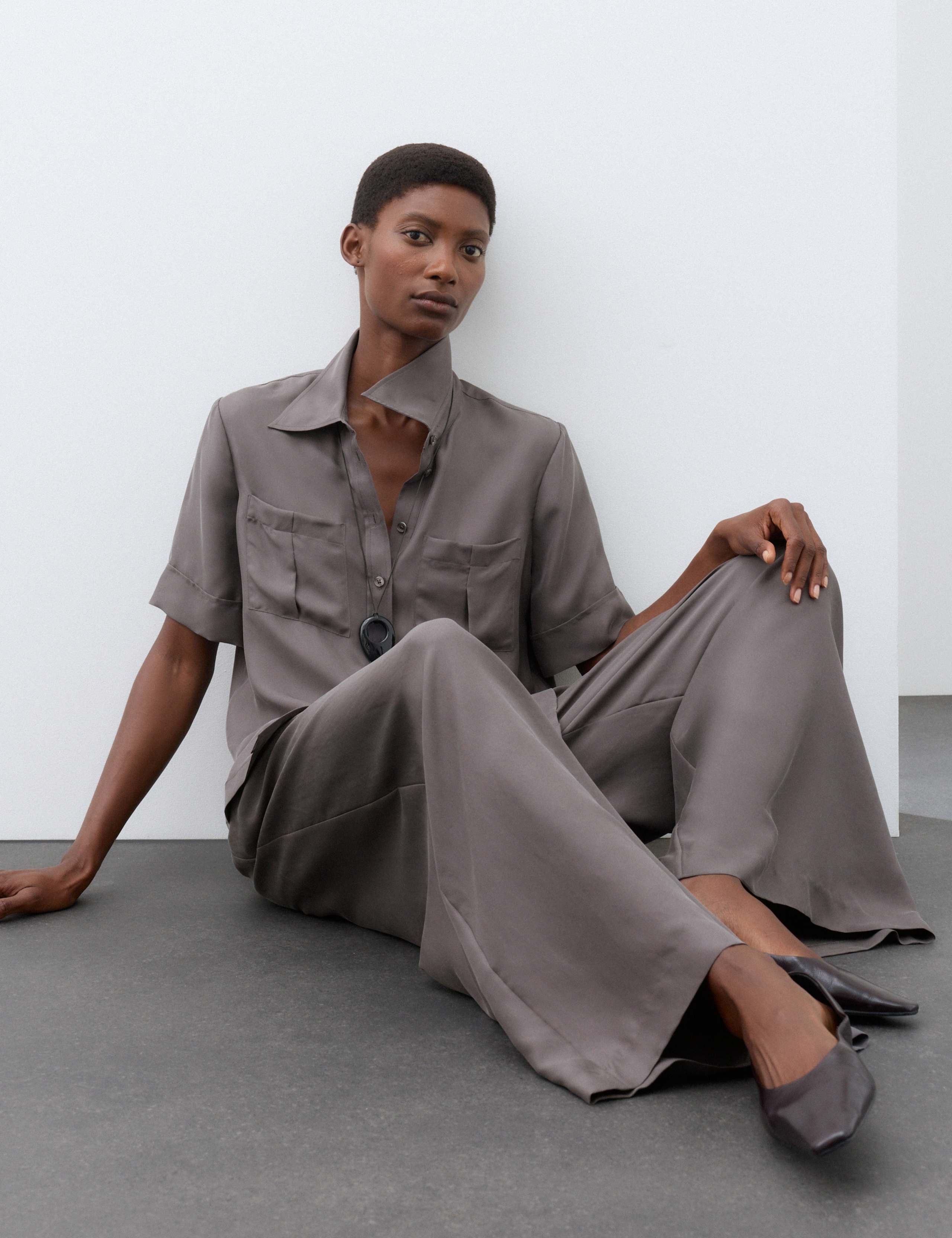 Pure Silk Collared Utility Shirt 5 of 7