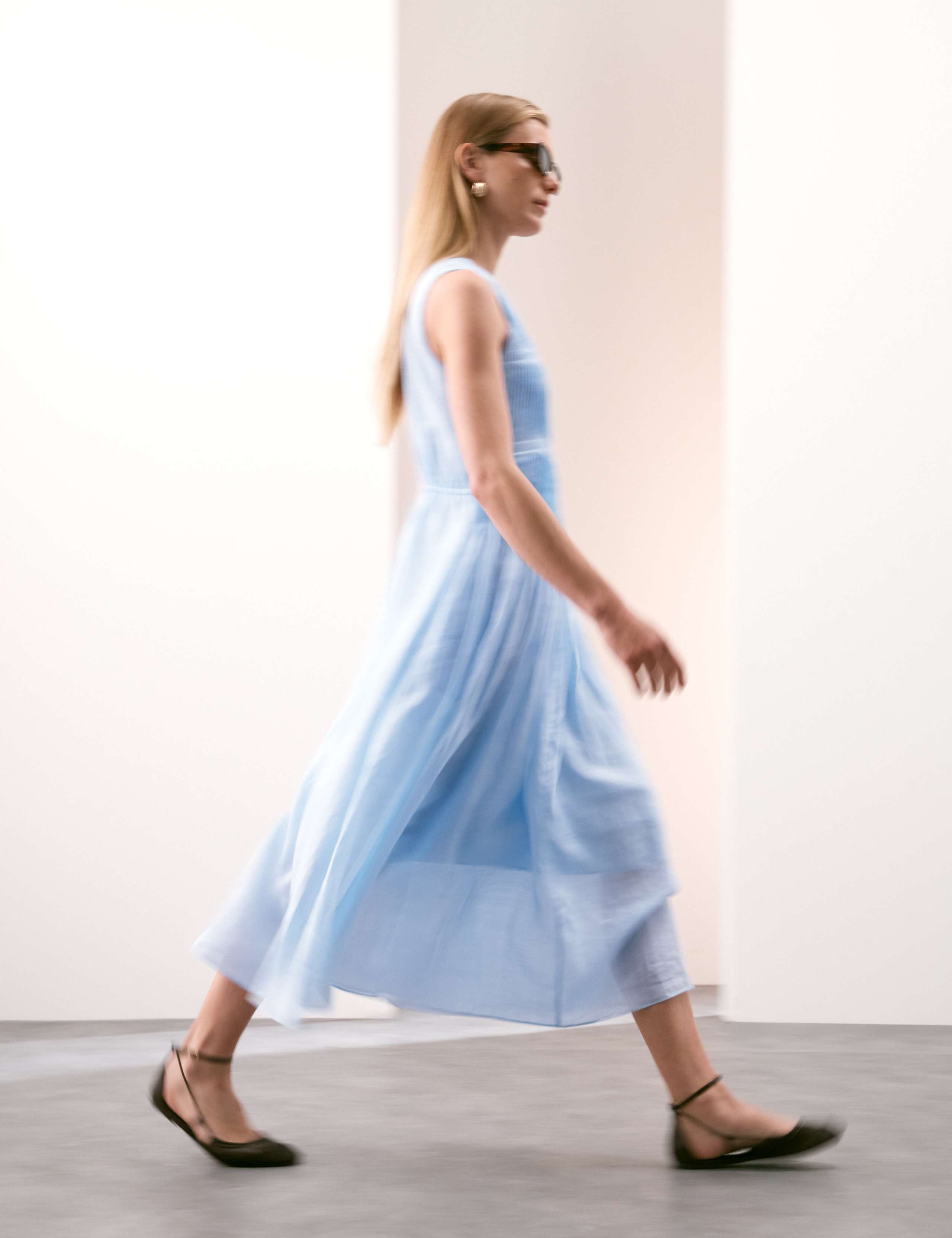 Pure Ramie Round Neck Pintuck Midi Shirred Dress 1 of 7