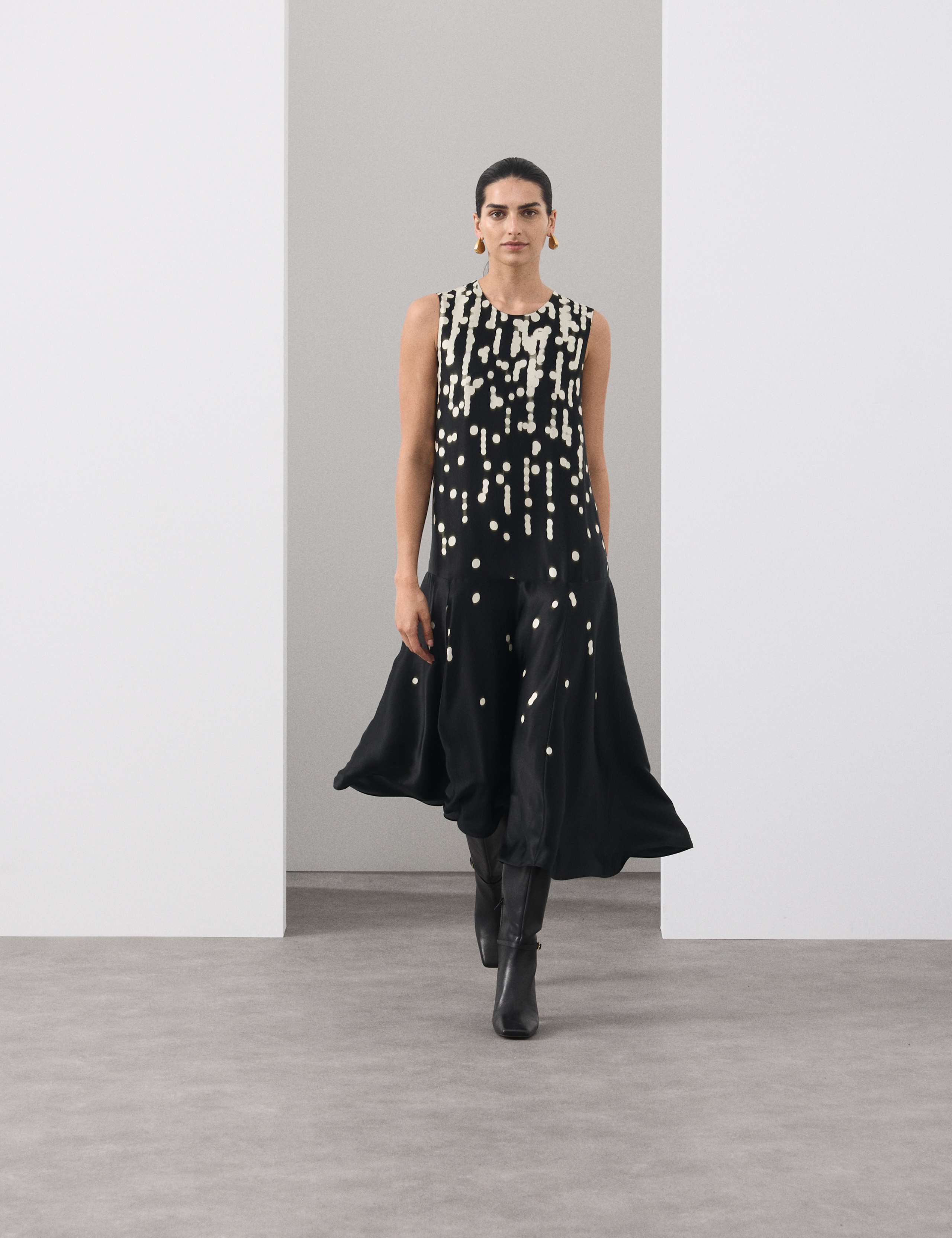 Cupro Rich Spot Print Maxi Swing Dress 5 of 7