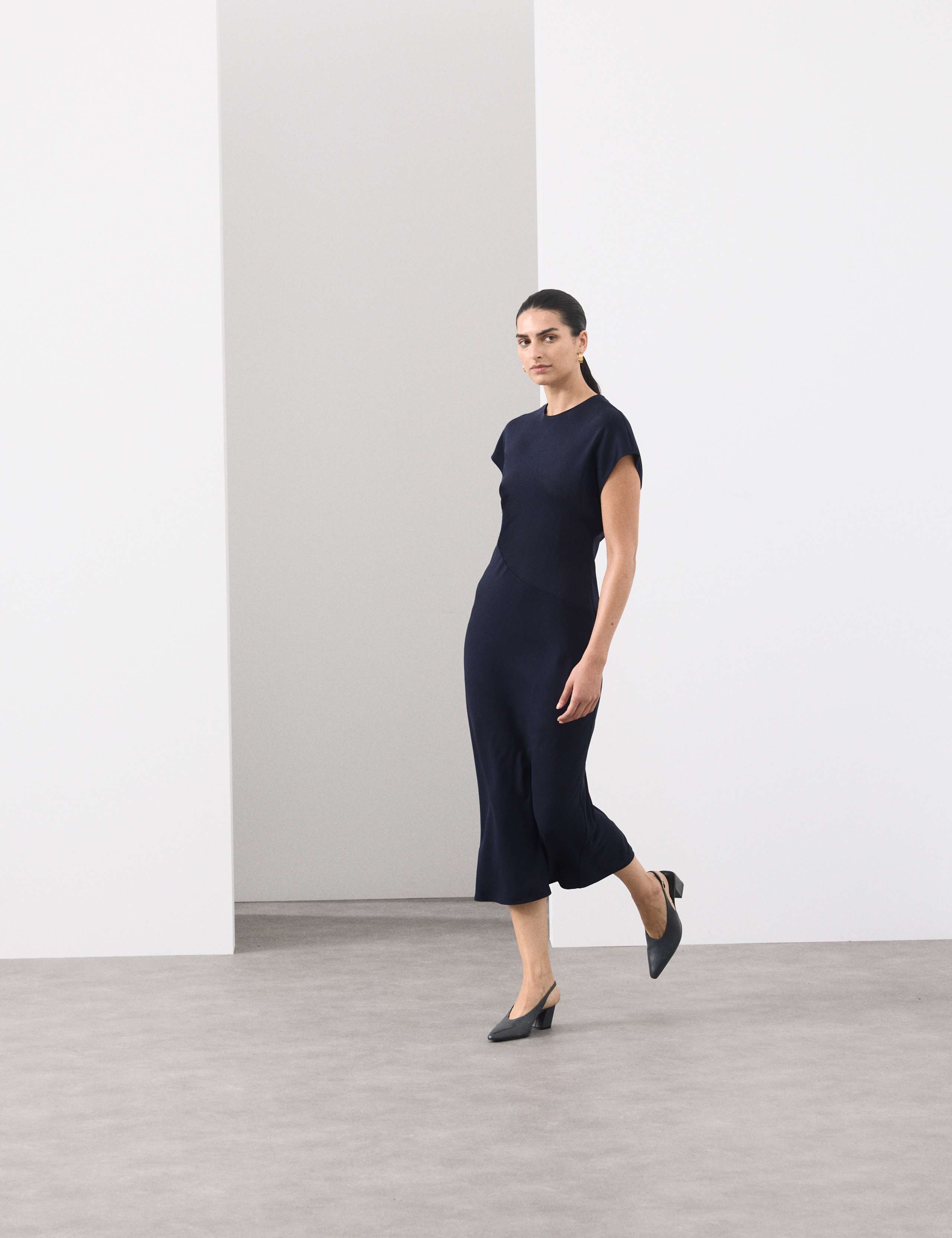 Satin Crepe Midaxi Dress 3 of 7