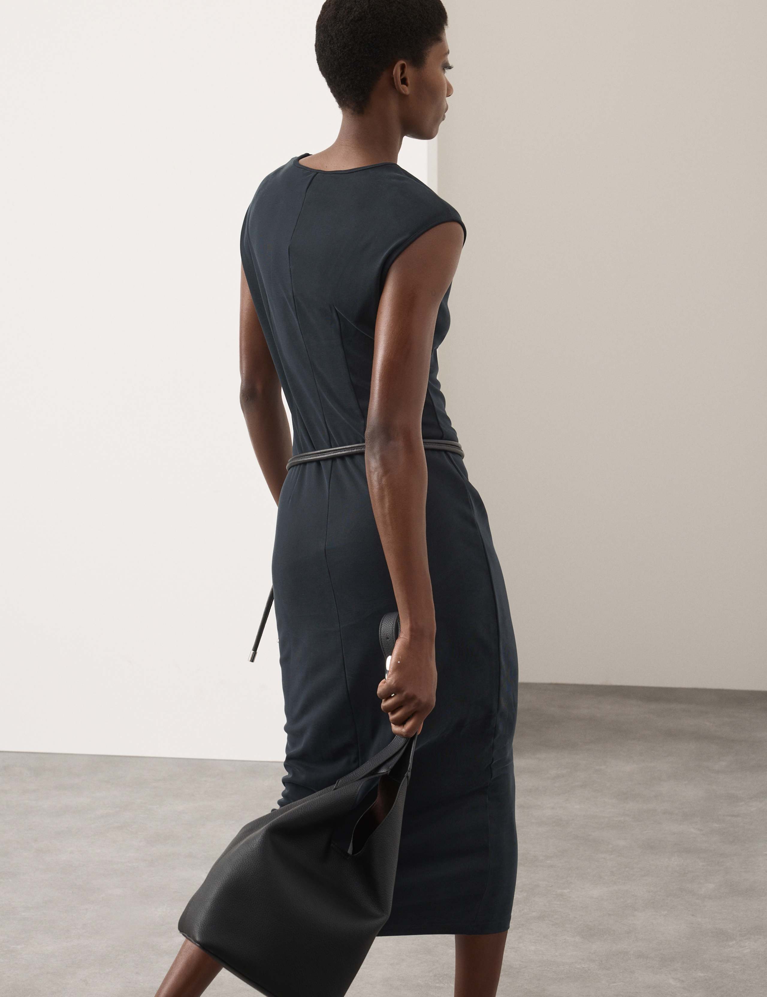 Ribbed Jersey Shoulder Pad Midaxi Dress 5 of 7