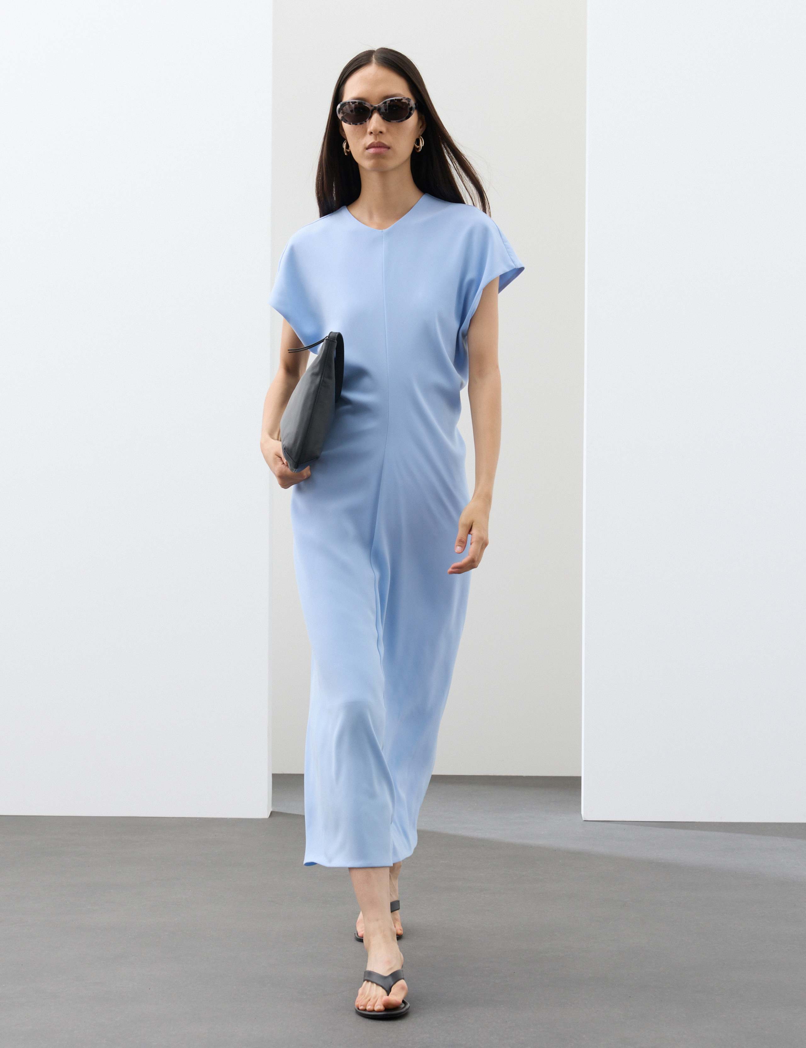 V-Neck Midi Waisted Dress 5 of 7
