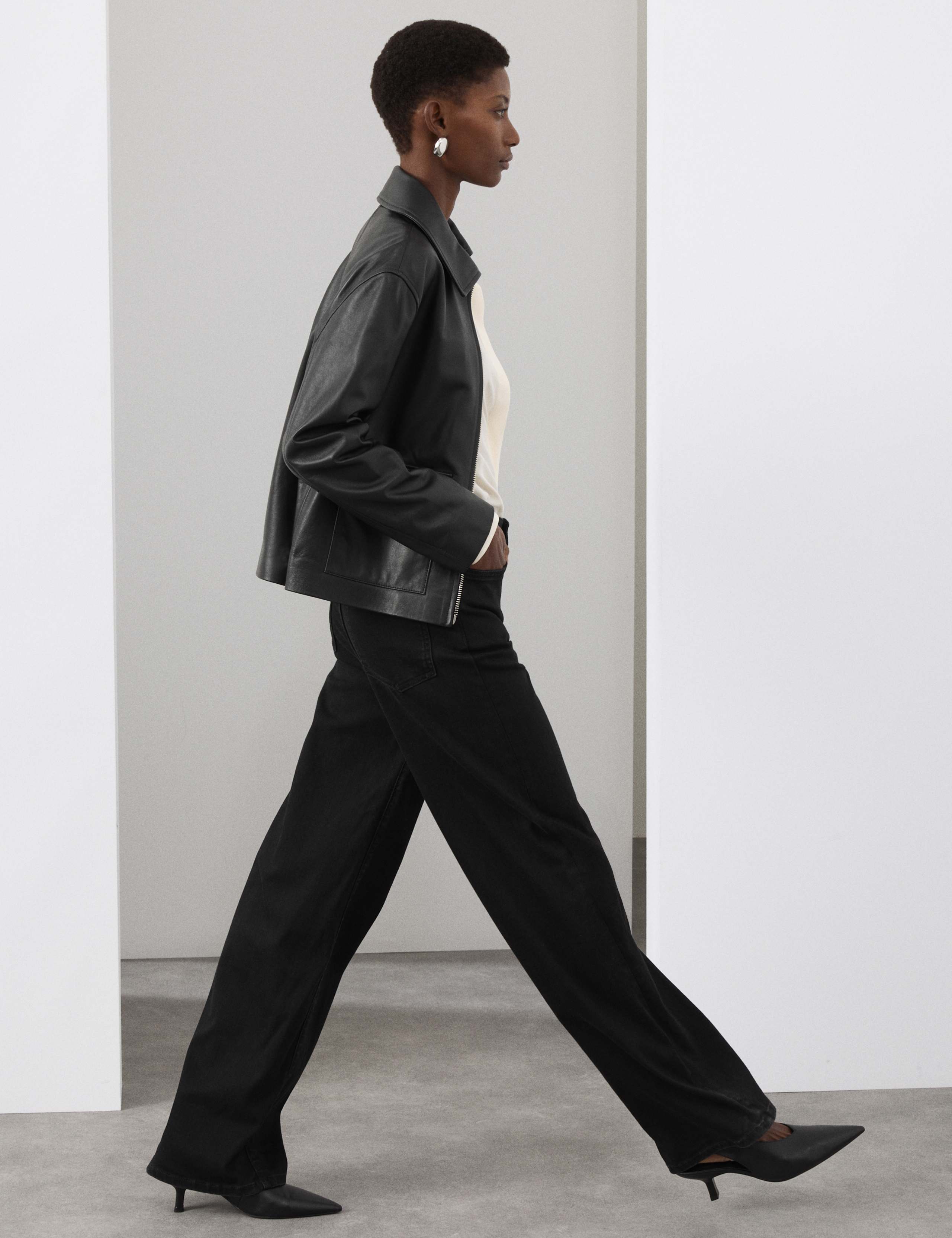 Pure Leather Trucker Jacket 4 of 6