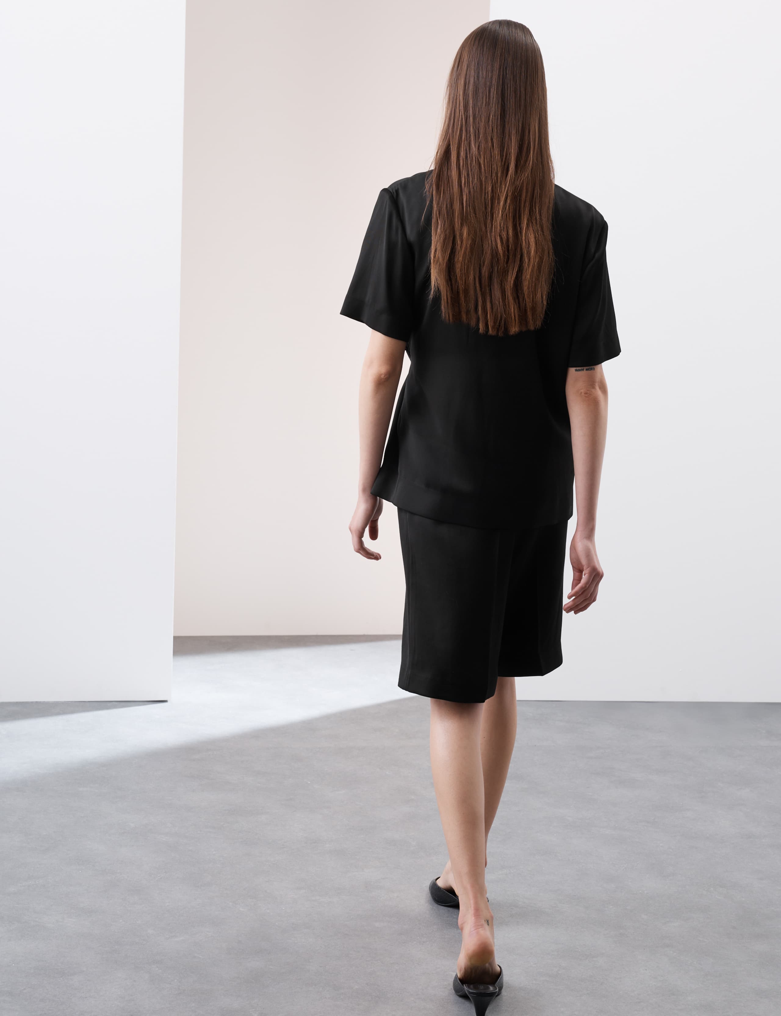 Textured Short Sleeve Tie Waist Blazer 3 of 6