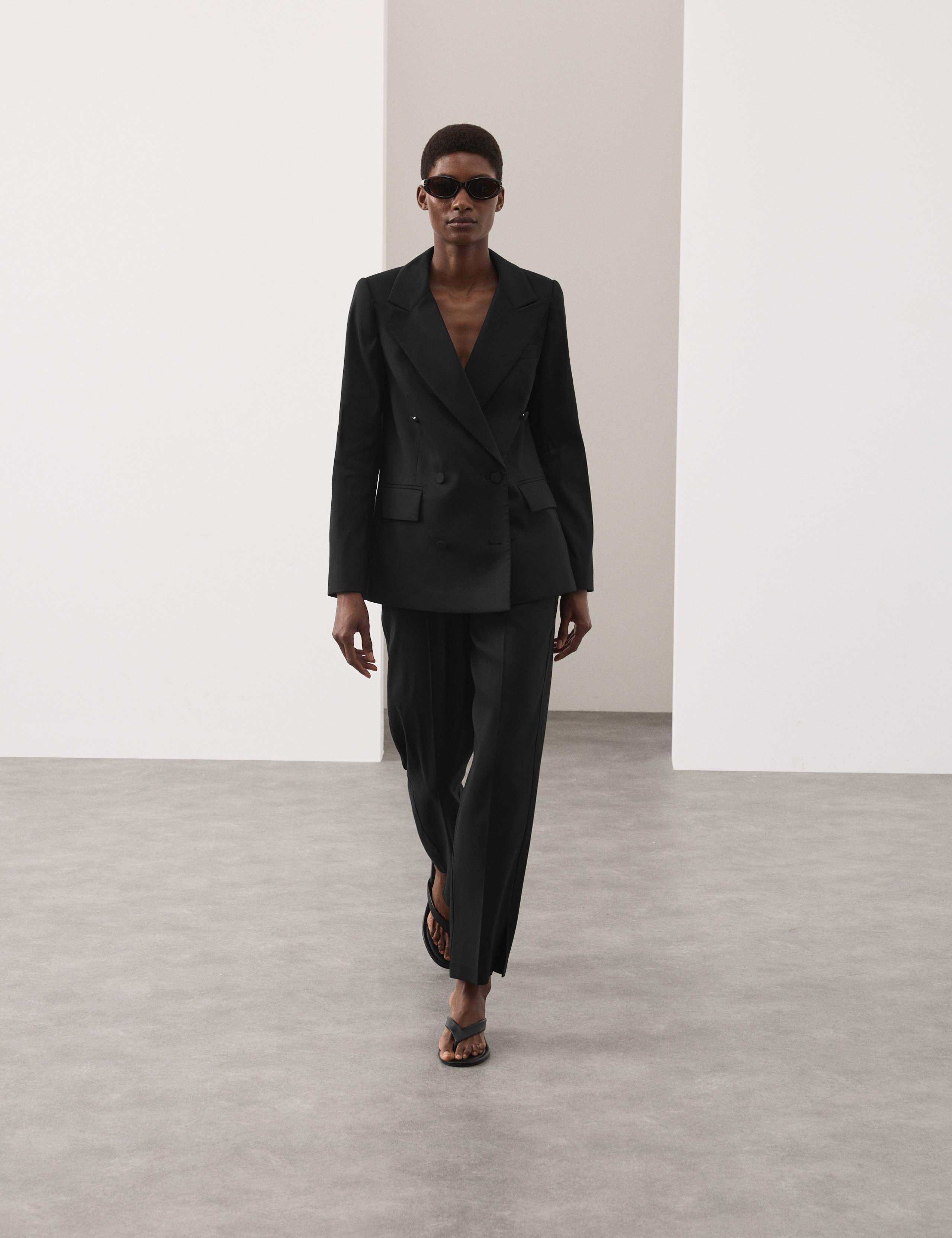 Lyocell Rich Tailored Double Breasted Blazer 6 of 7