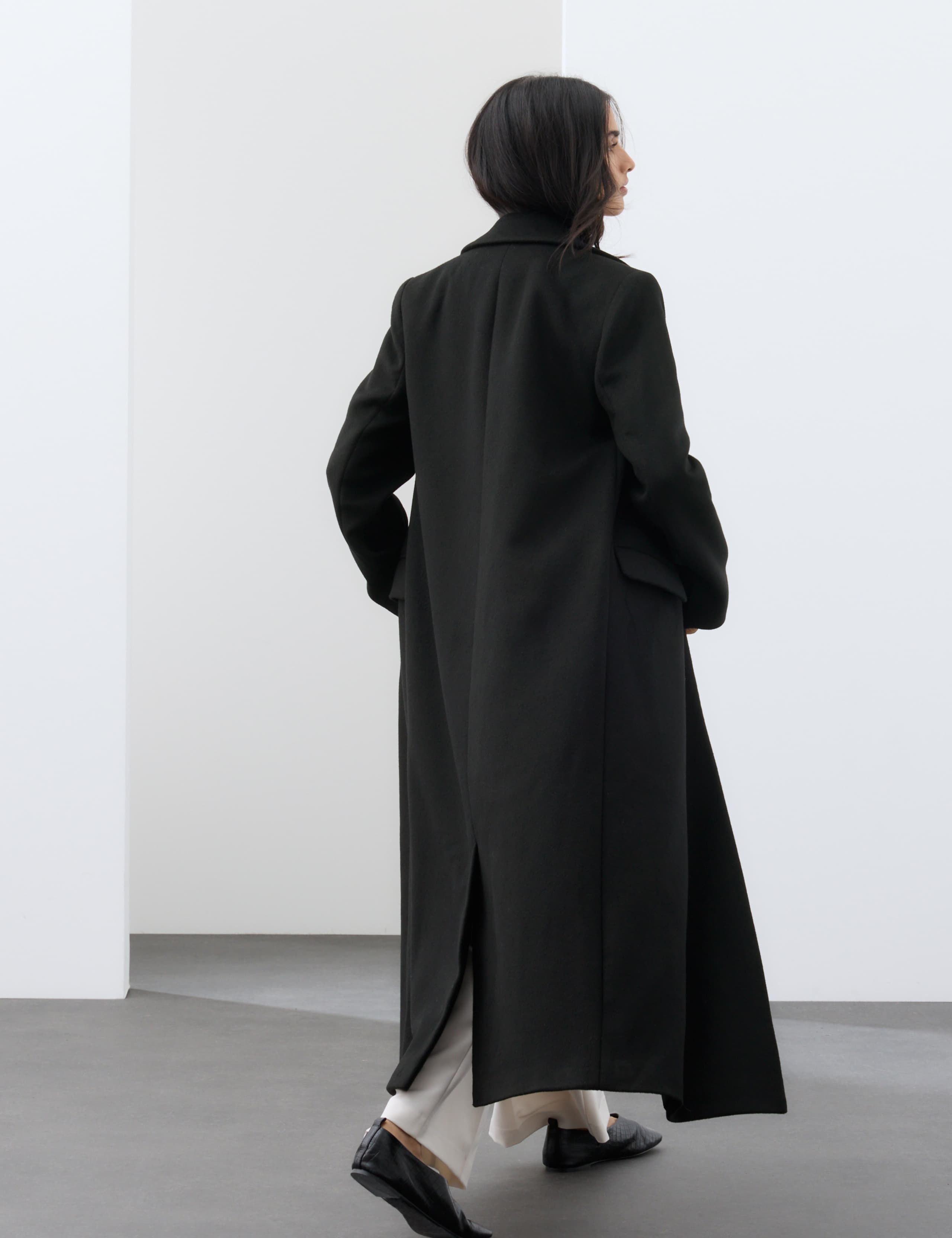 Wool Blend Single Breasted Tailored Coat 3 of 7