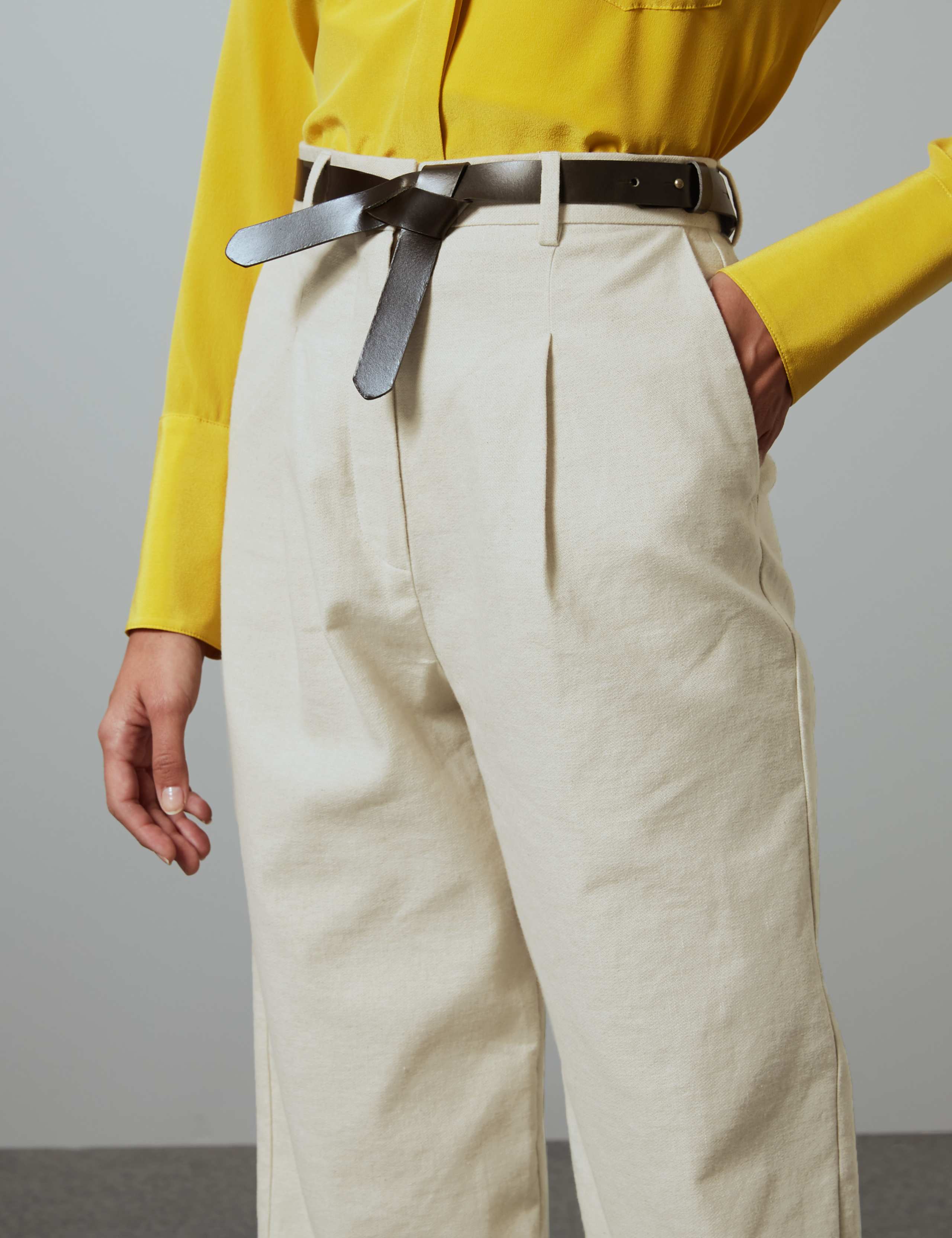 Linen Blend Trousers with Leather Belt 4 of 5