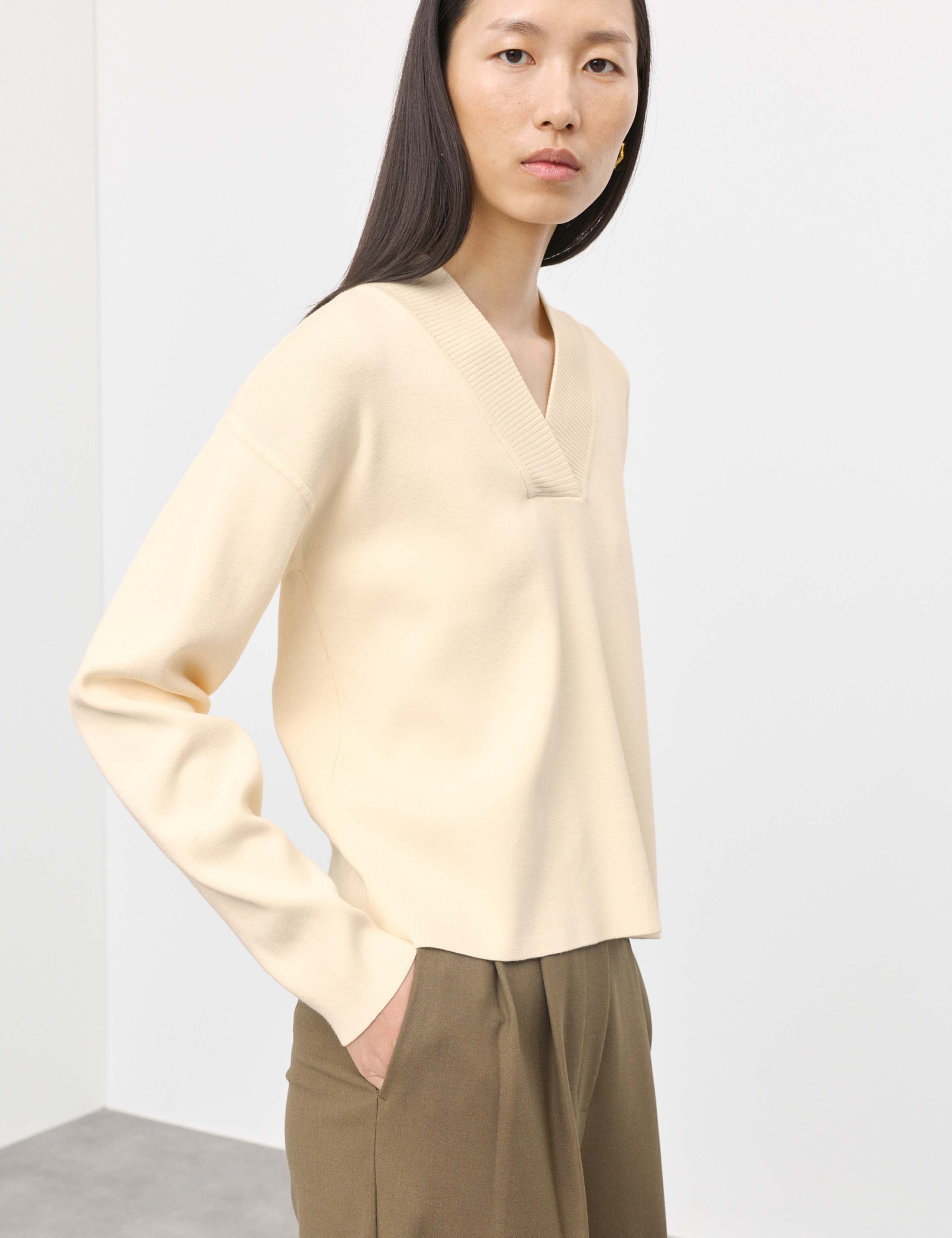 Ribbed V-Neck Jumper 1 of 6