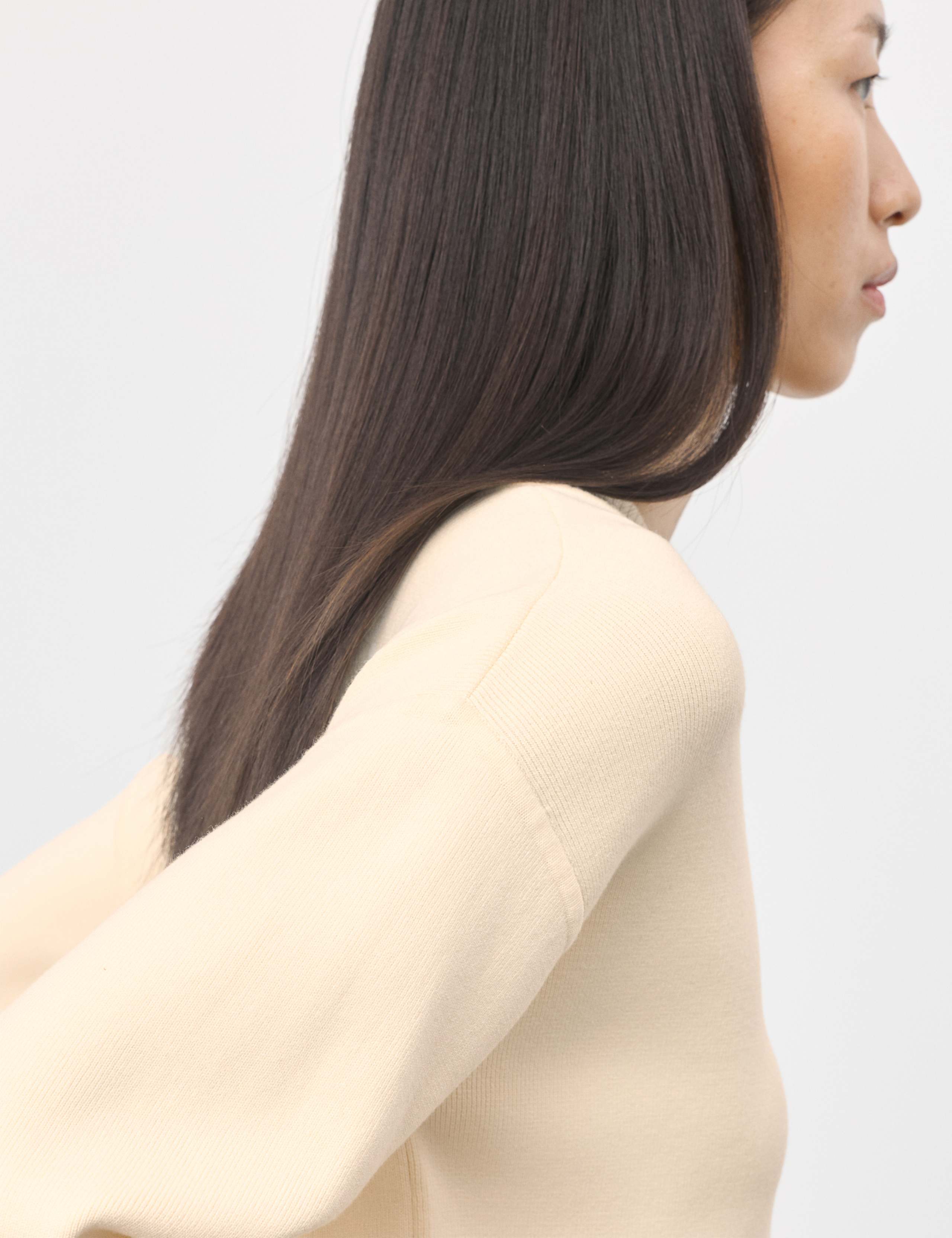 Ribbed Cropped V-Neck Jumper 6 of 6