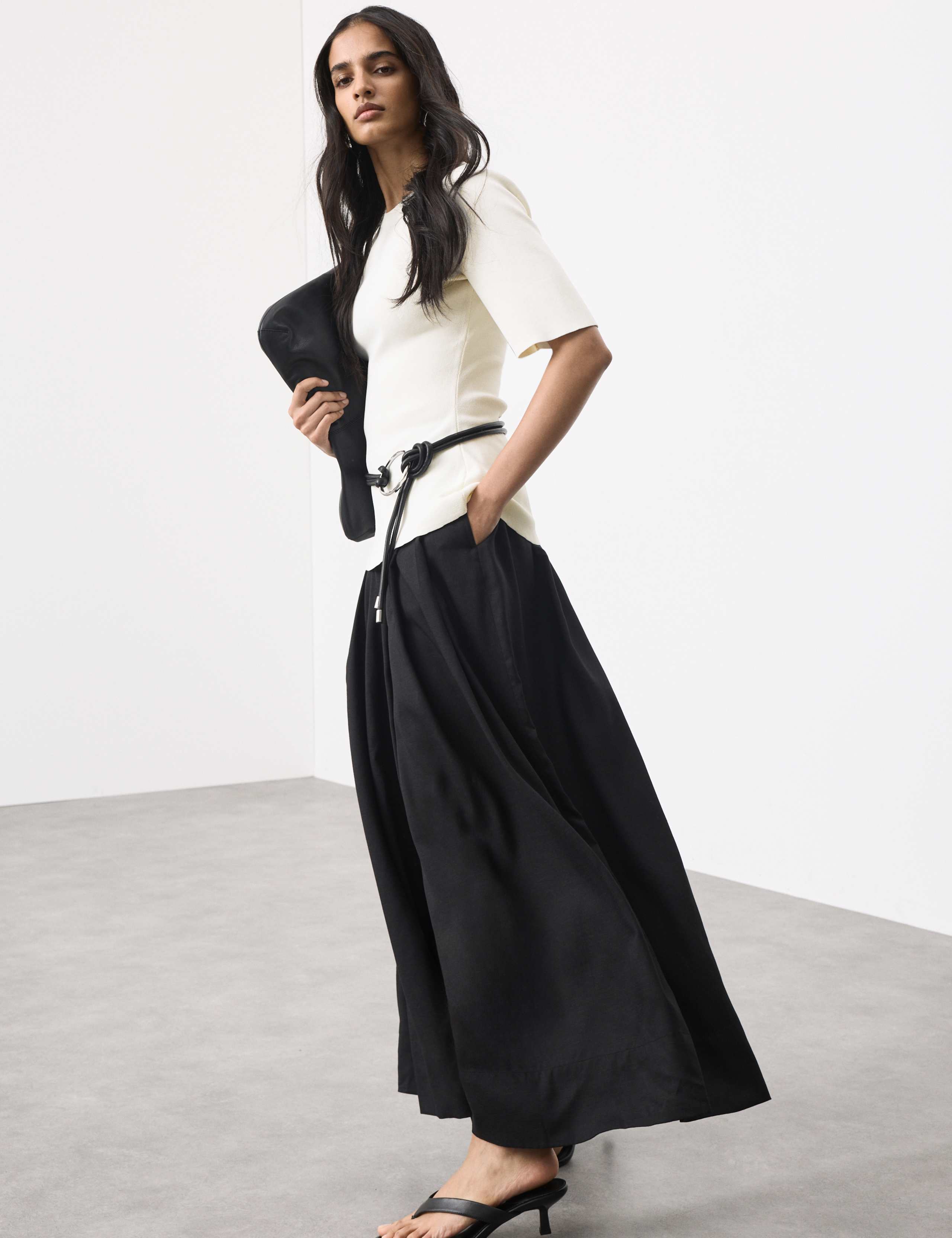 Crew Neck Peplum Knitted Top 3 of 6