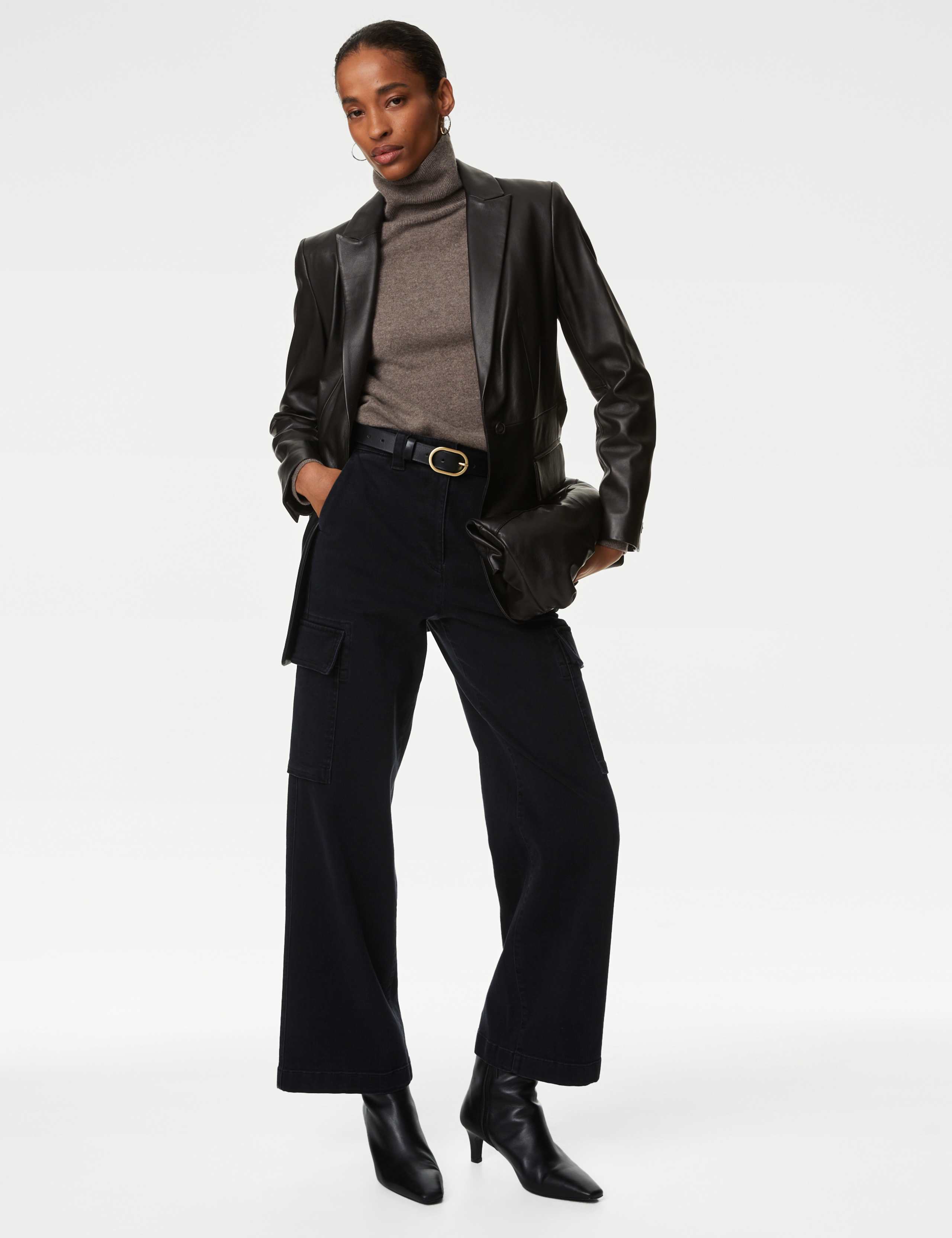 High Waisted Straight Leg Cargo Jeans 1 of 5