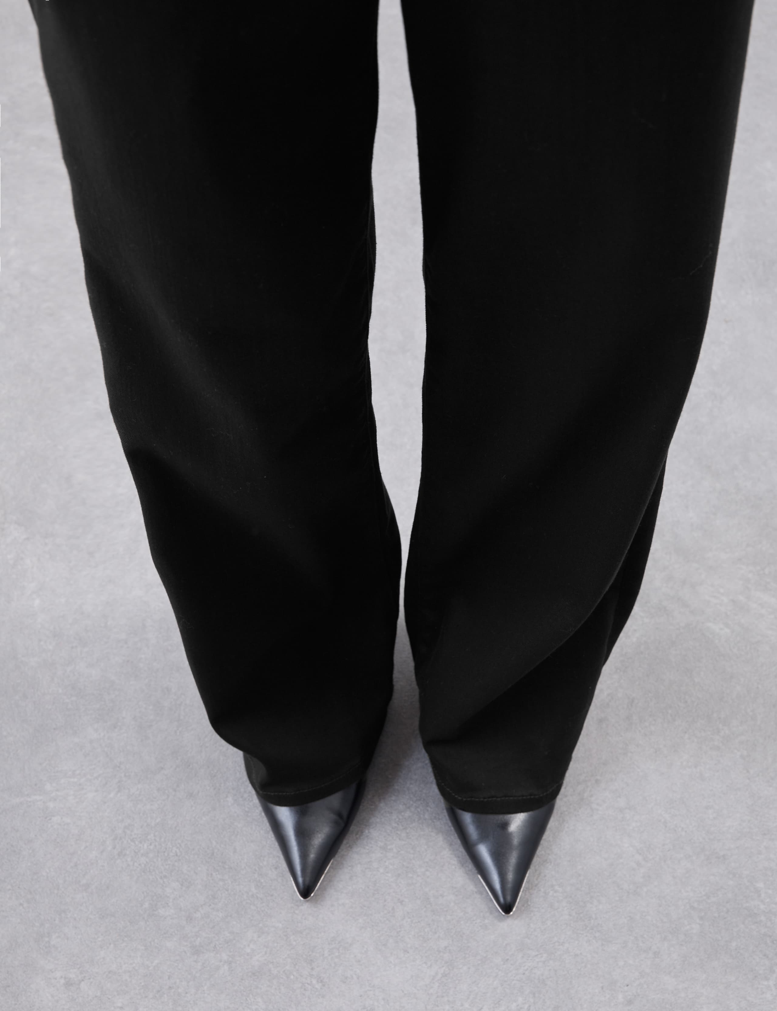 Lyocell Blend Wide Leg Jeans 4 of 7