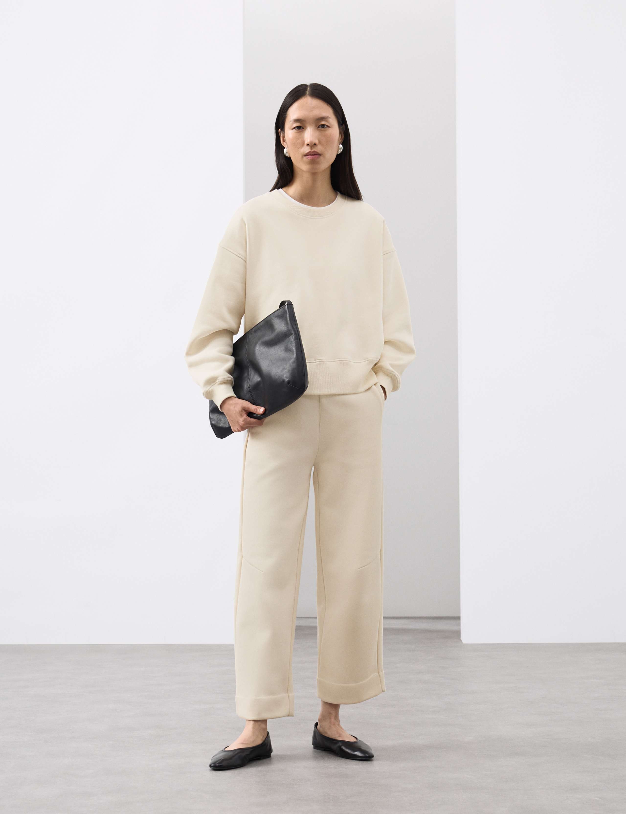 Brushed Barrel Leg Ankle Grazer Joggers 3 of 6