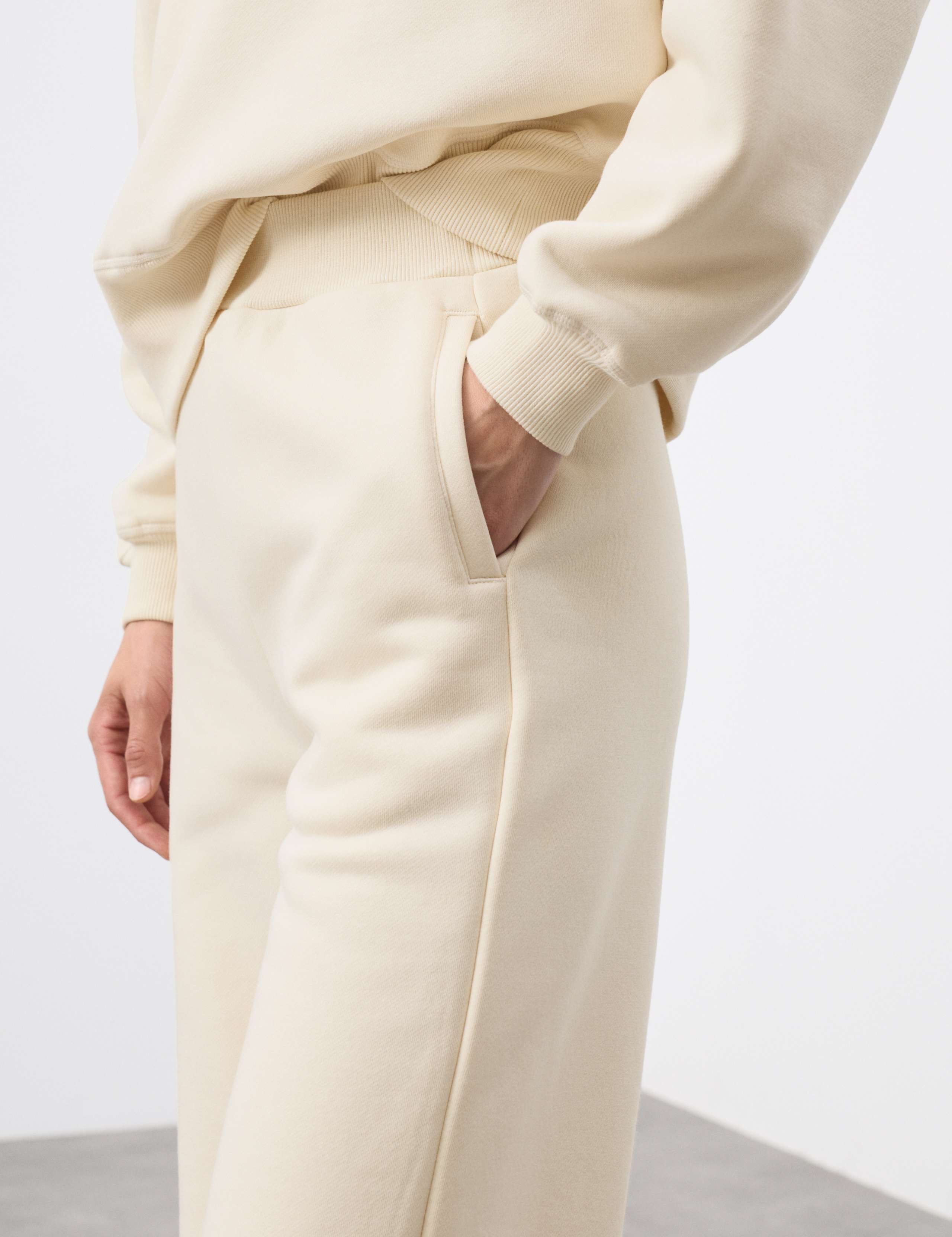 Brushed Barrel Leg Ankle Grazer Joggers 5 of 6