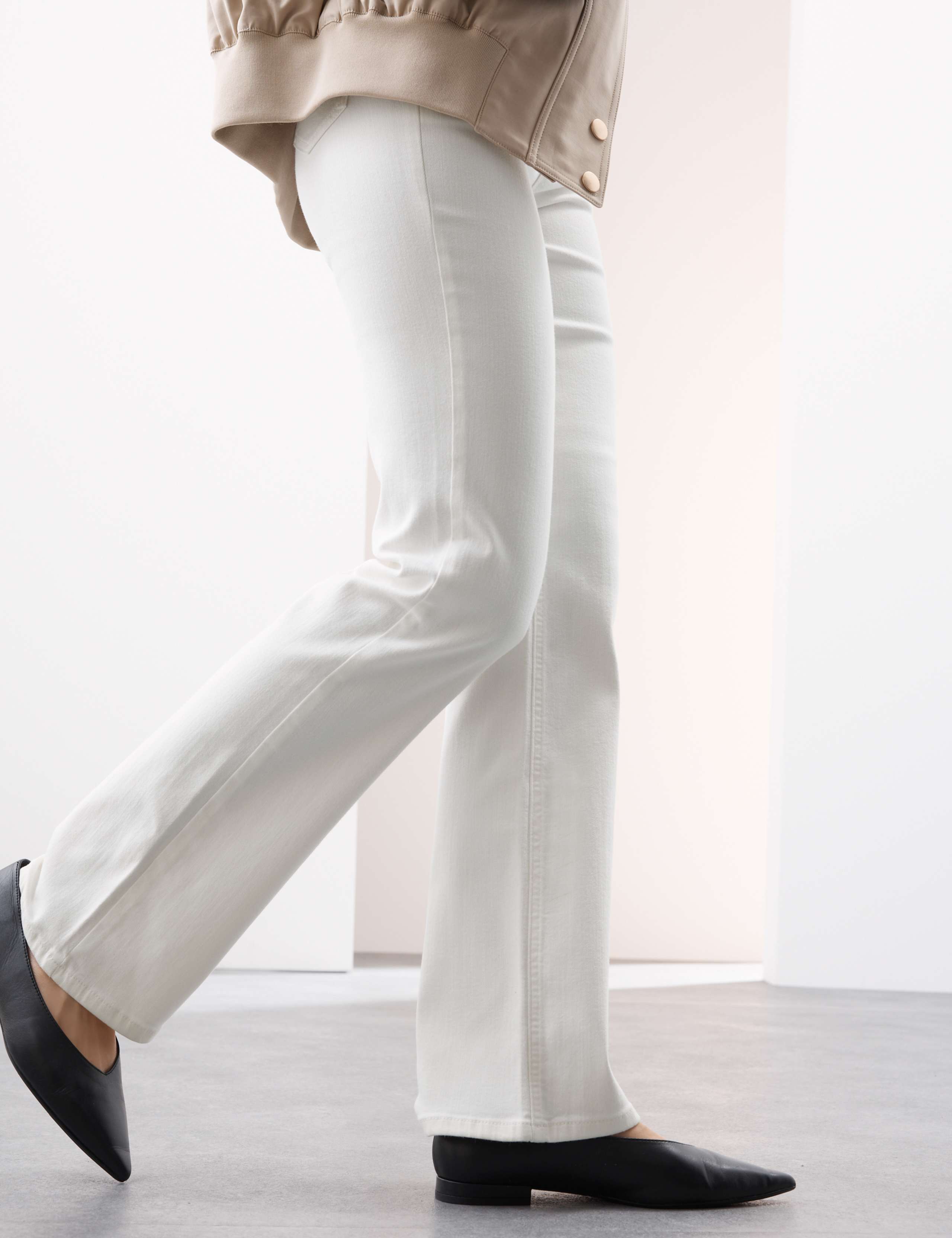 Lyocell Blend High Waisted Flared Jeans 5 of 7