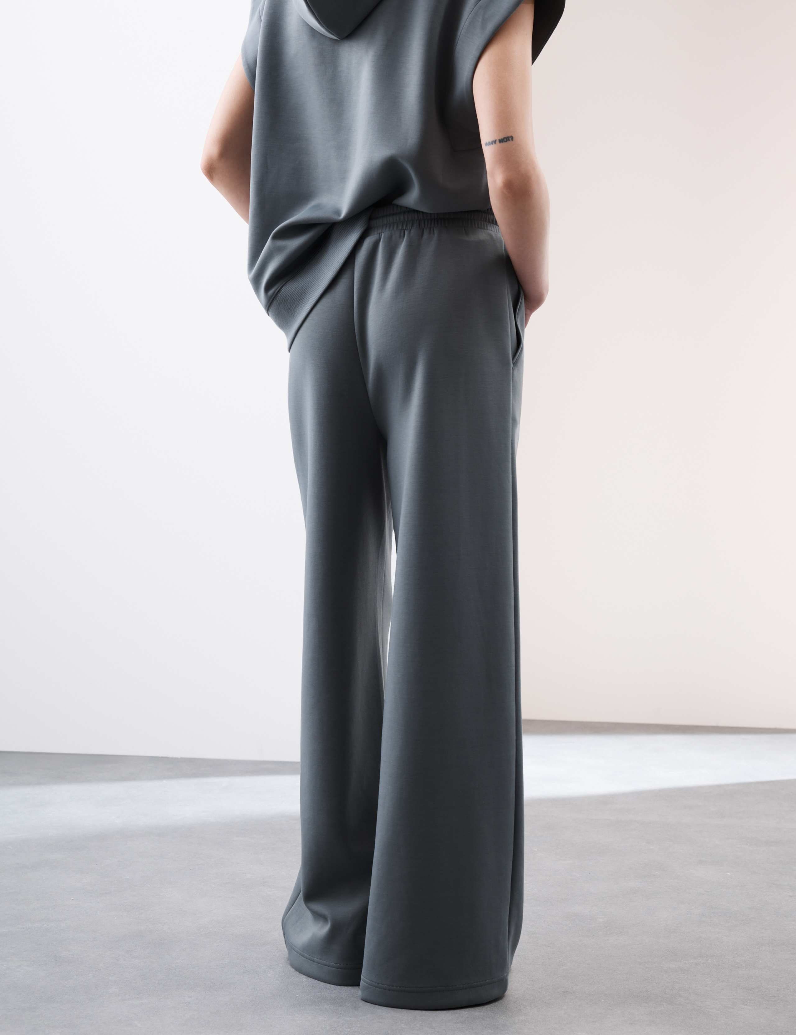 Drawstring Wide Leg Joggers 5 of 5