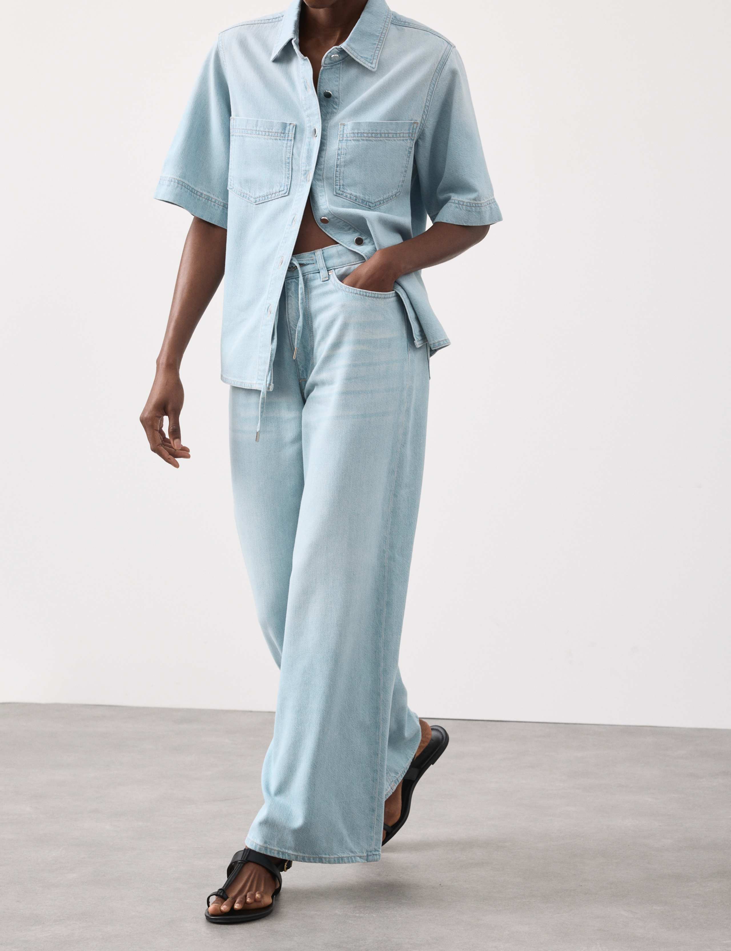 Drawstring Wide Leg Jeans 6 of 7