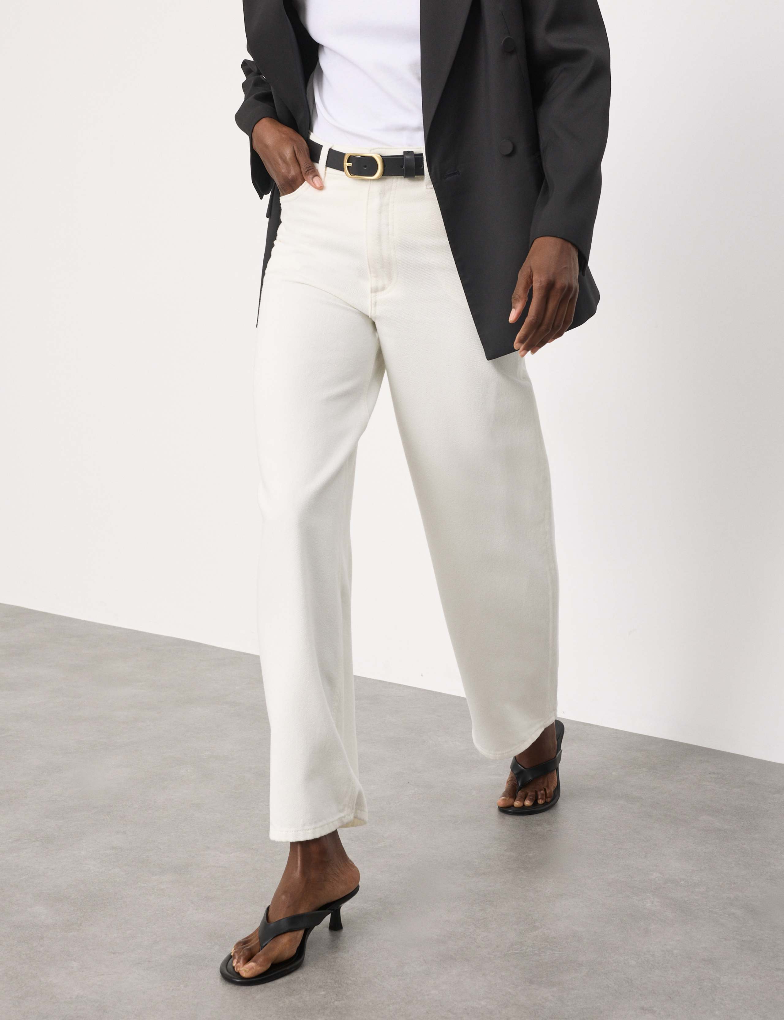 High Waisted Wide Leg Jeans 1 of 7