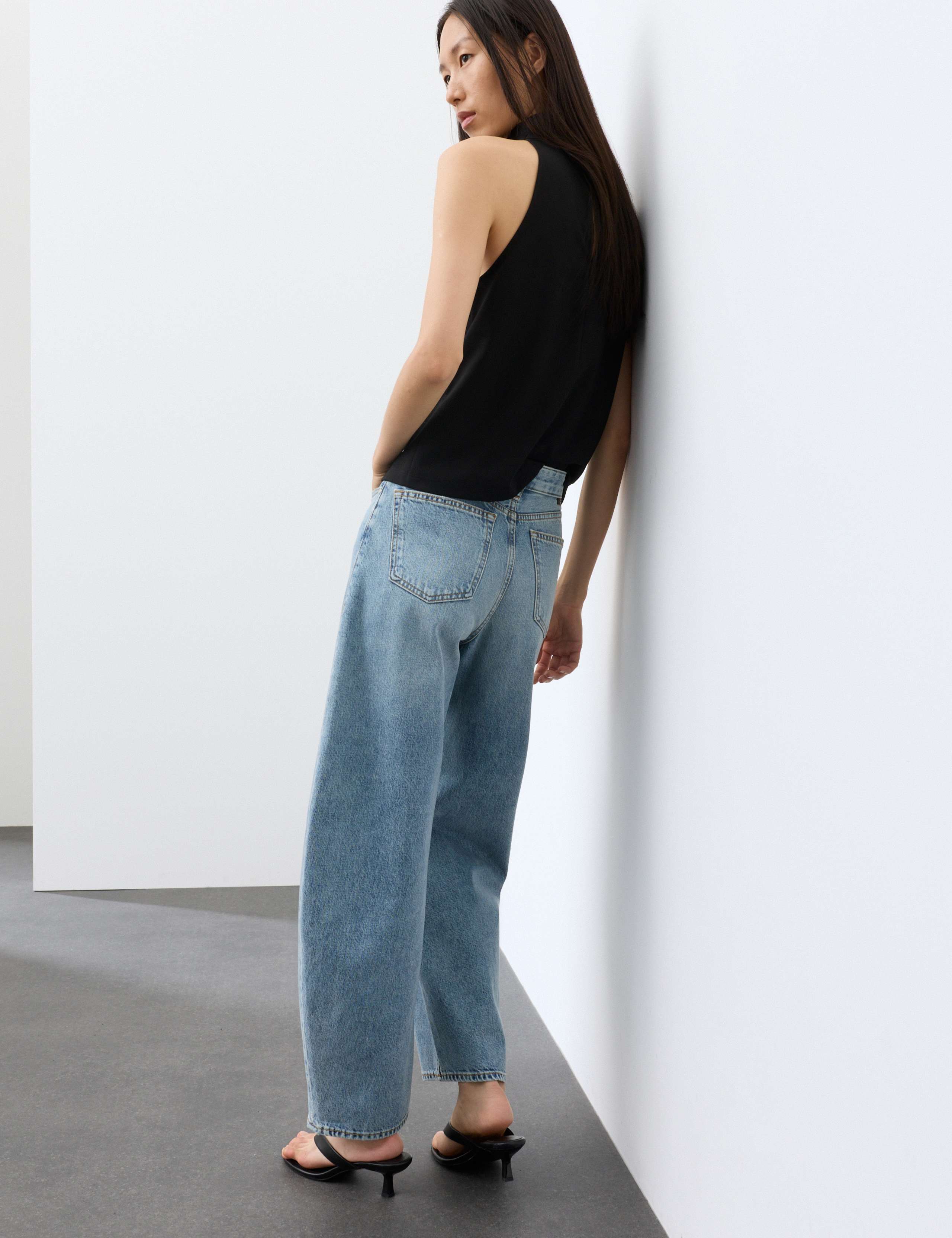 High Waisted Barrel Leg Jeans 3 of 7