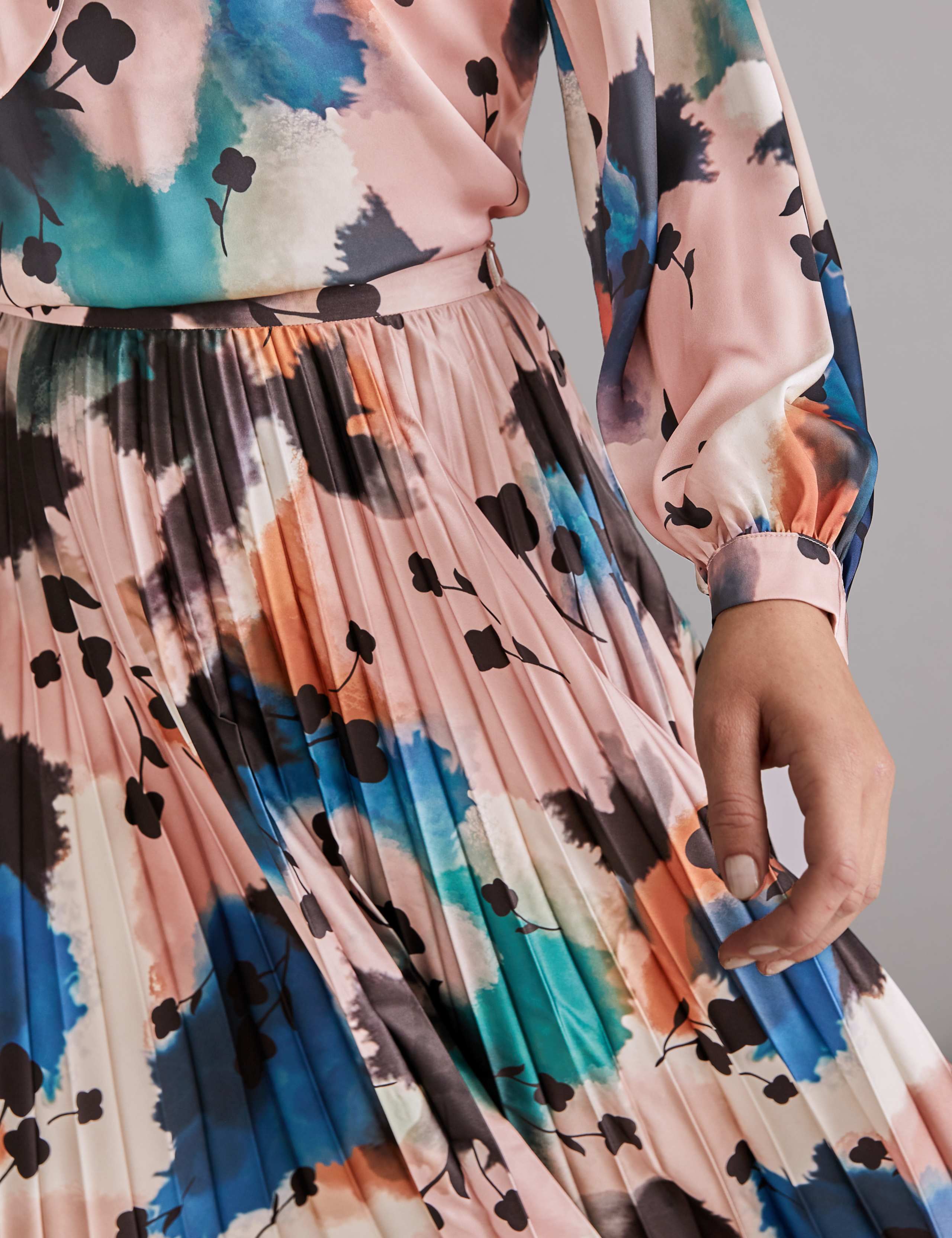 Abstract Floral Pleated Midi Skirt 3 of 4