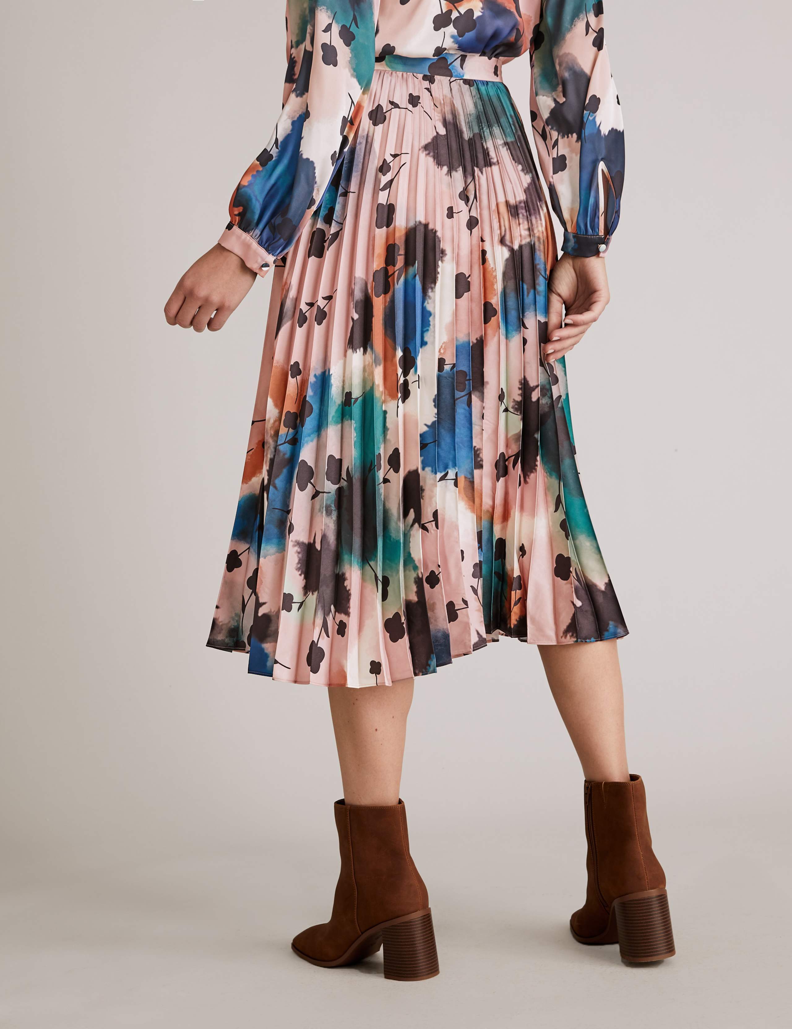 Abstract Floral Pleated Midi Skirt 4 of 4