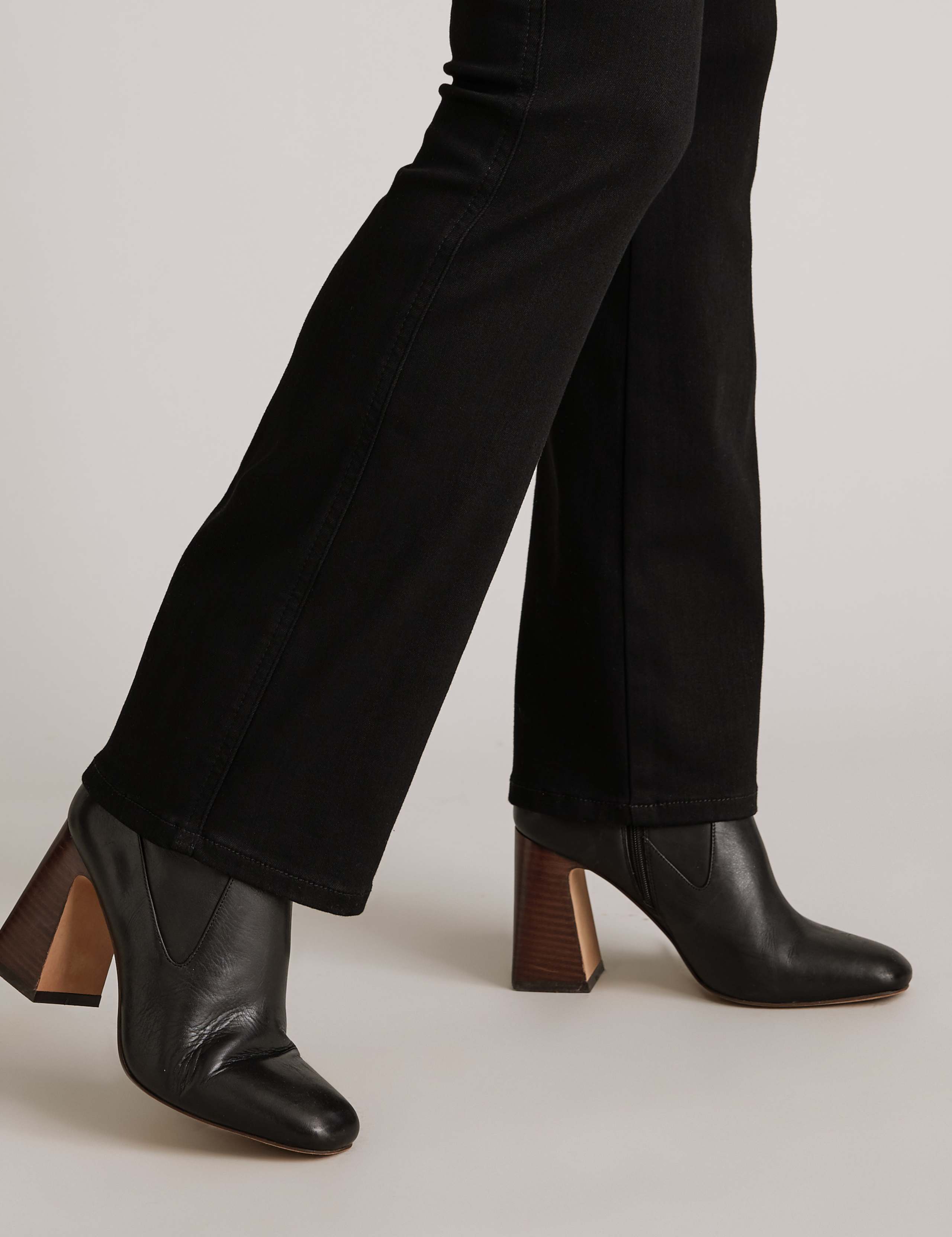 High Waisted Flared Jeans 4 of 6