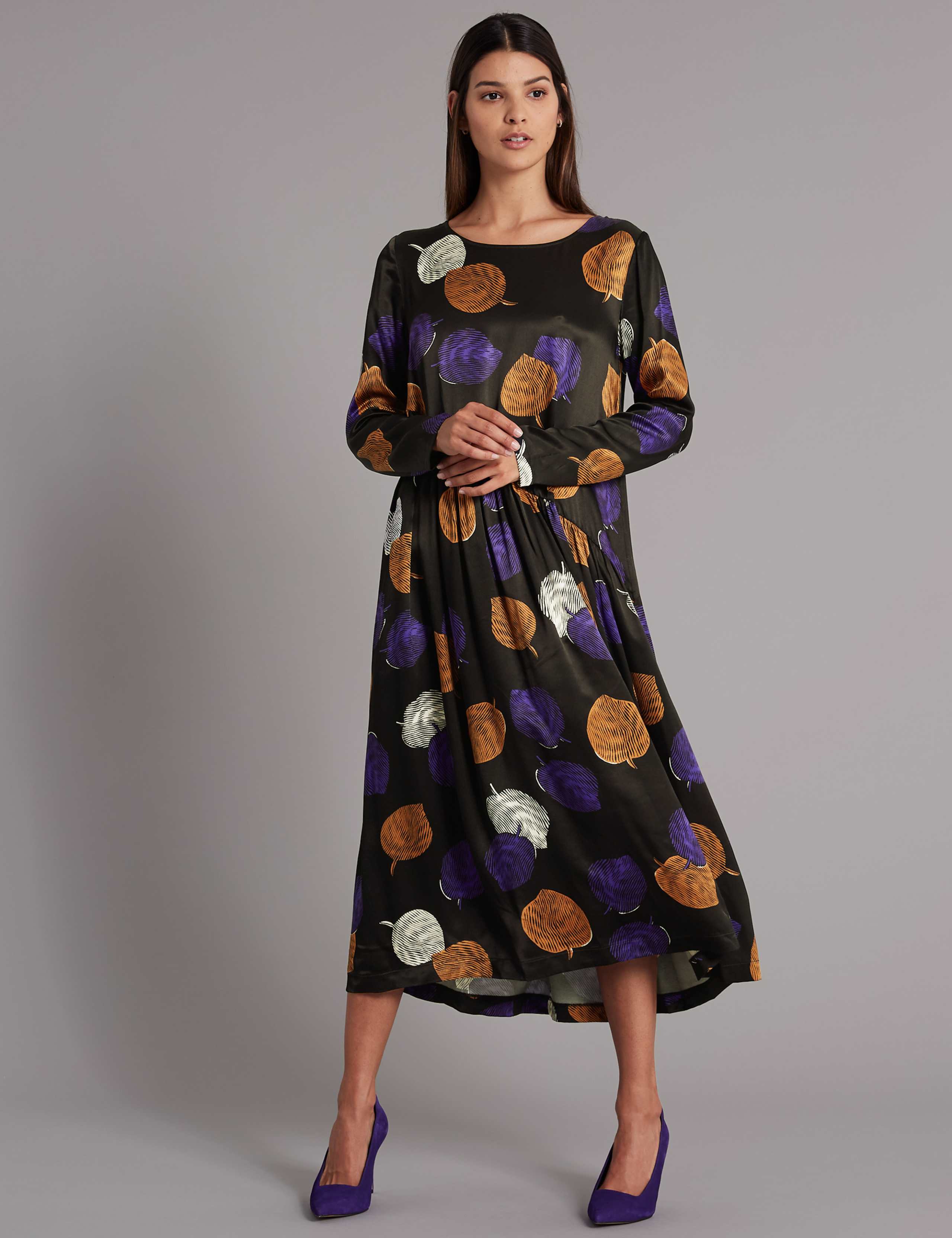 Printed Long Sleeve Midi Dress 3 of 4