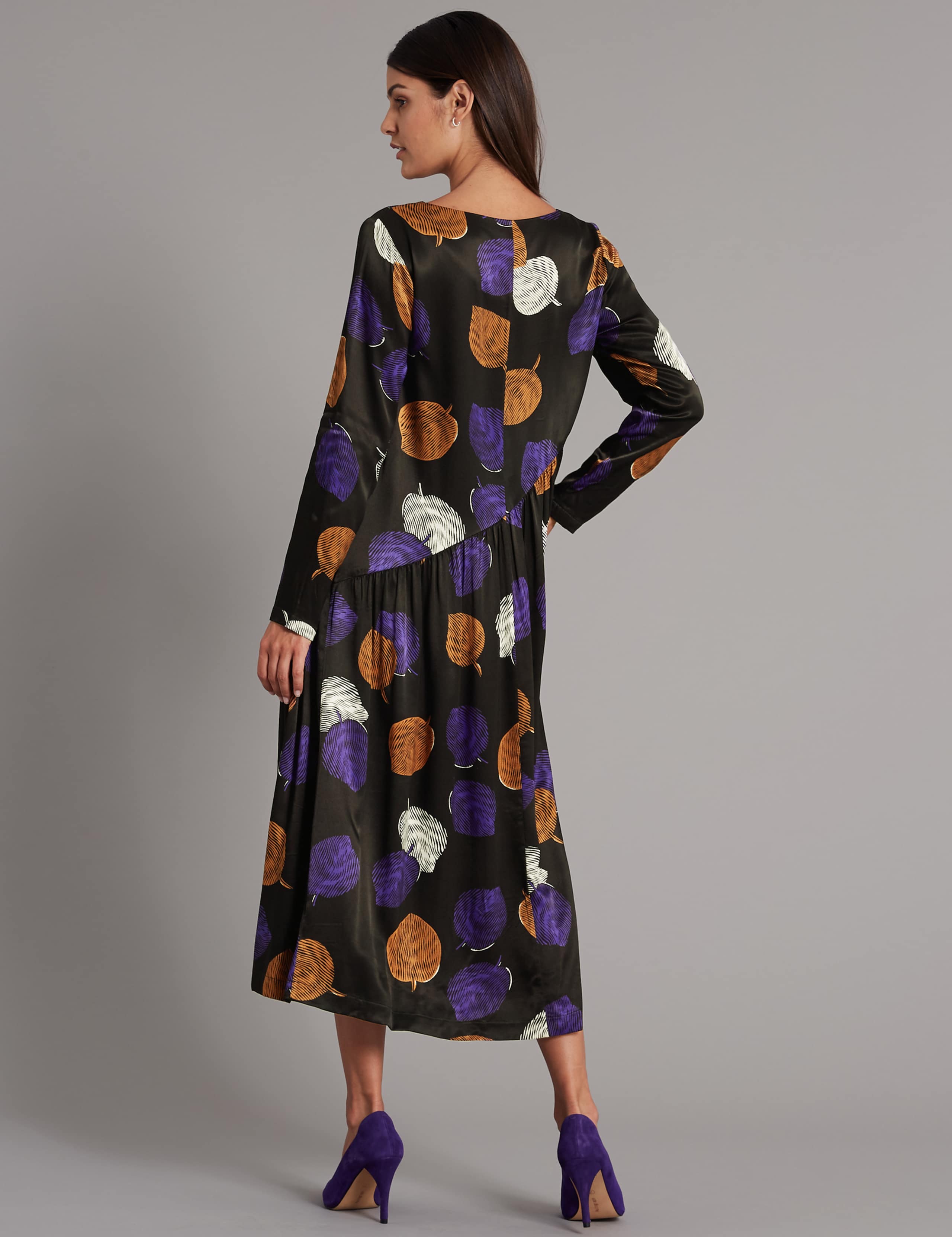 Printed Long Sleeve Midi Dress 4 of 4
