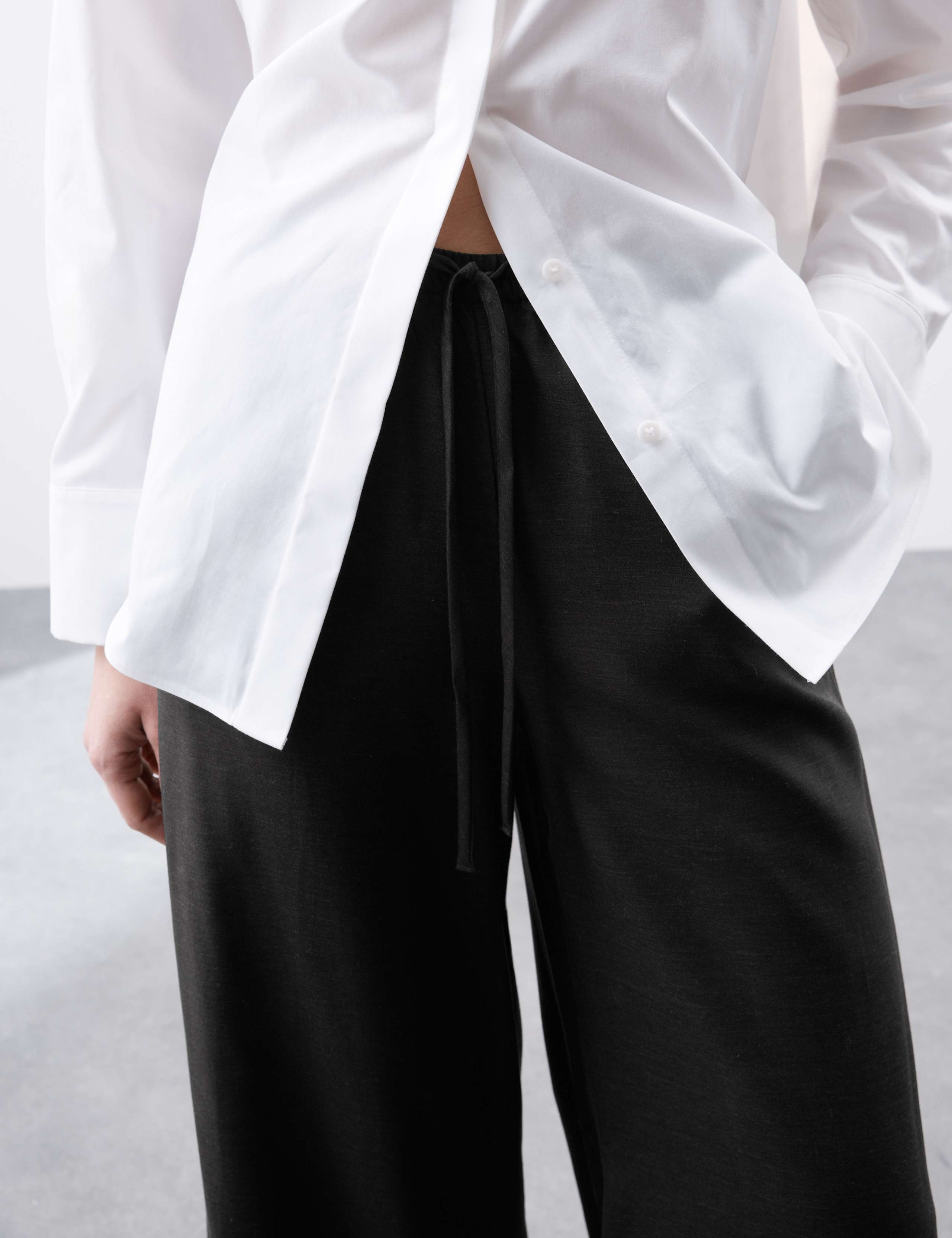 Lyocell Rich Wide Leg Trousers with Wool 6 of 6